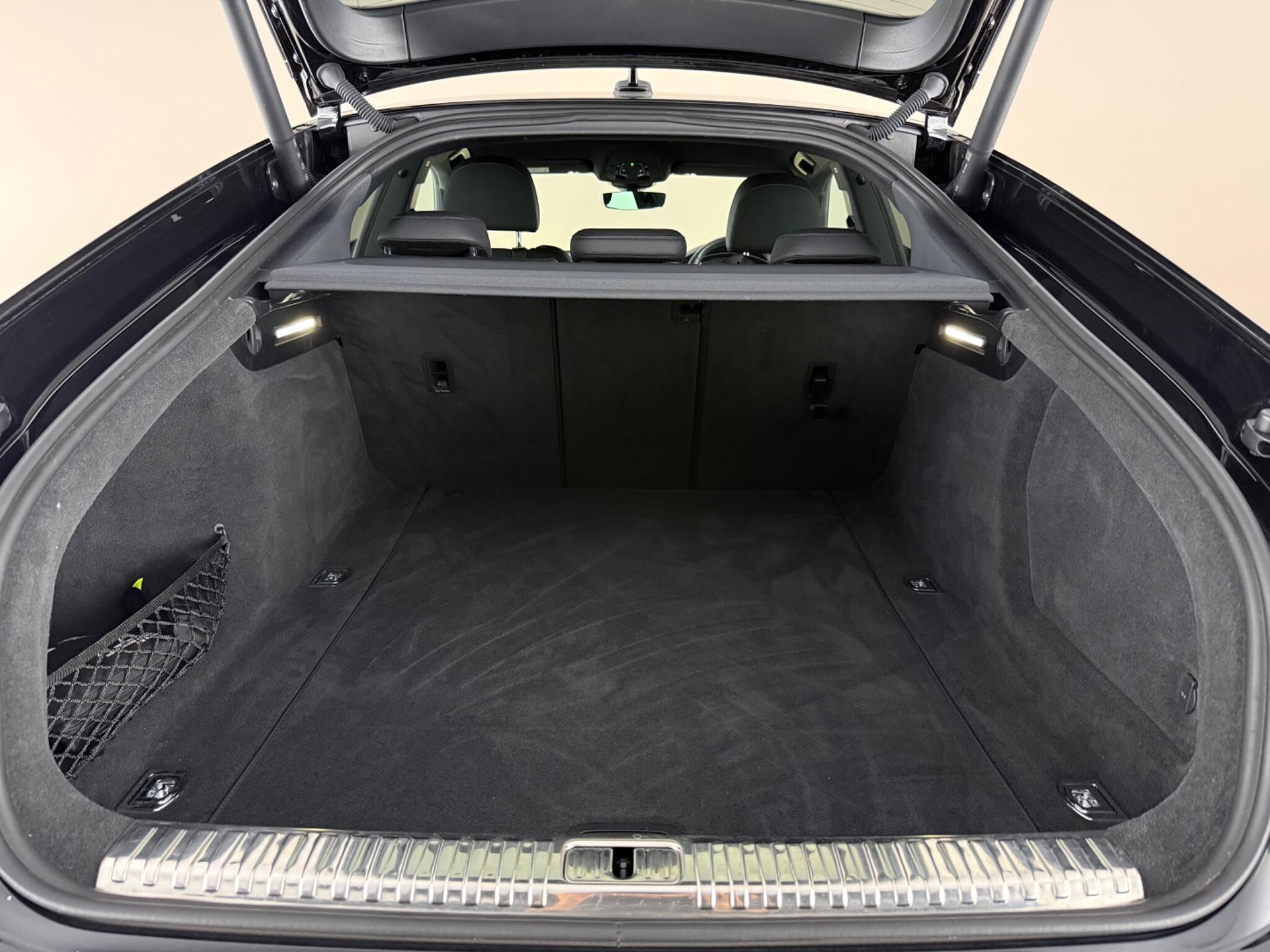 Audi A7 view 16