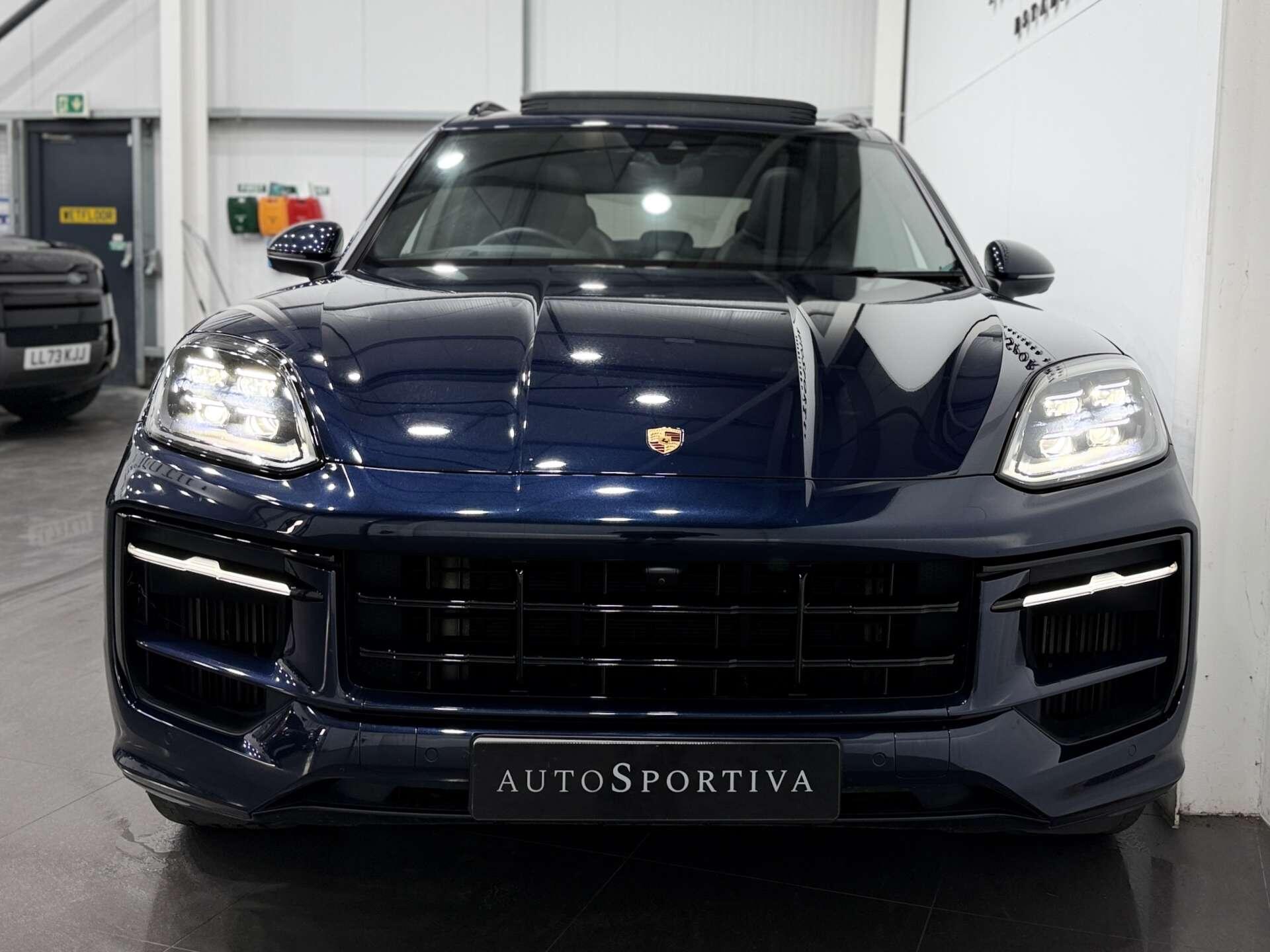 Porsche Cayenne view 6