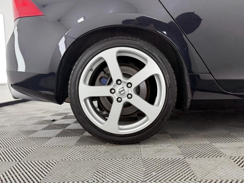 2011 Volvo S60 image 10