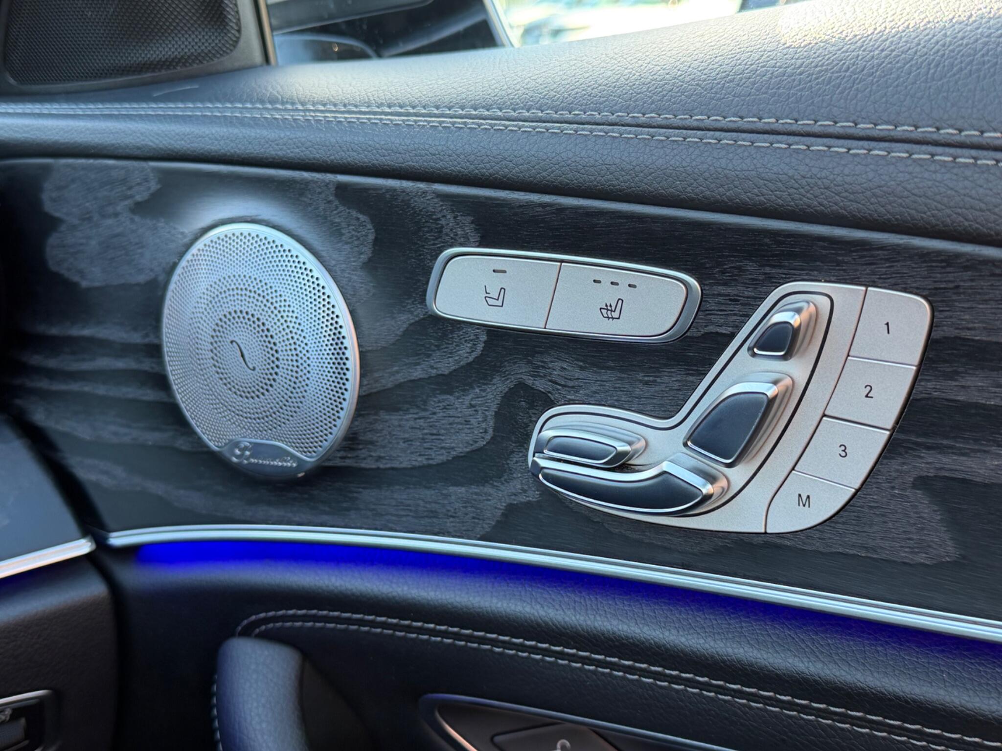 Mercedes-Benz E-Class view 46