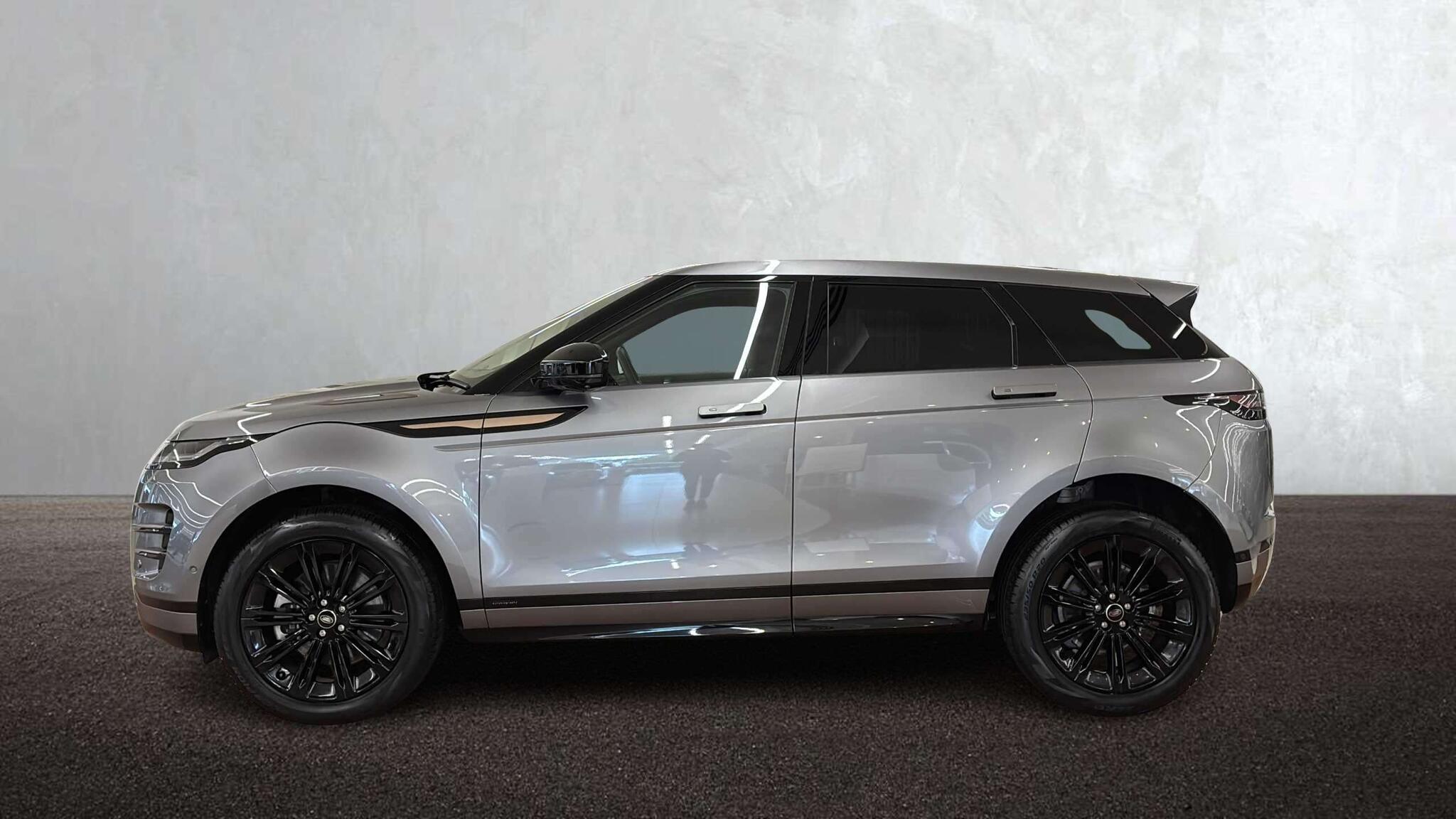 Land Rover Range Rover Evoque view 23