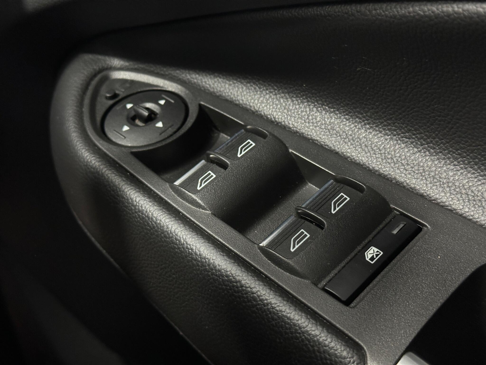 Ford Kuga view 19