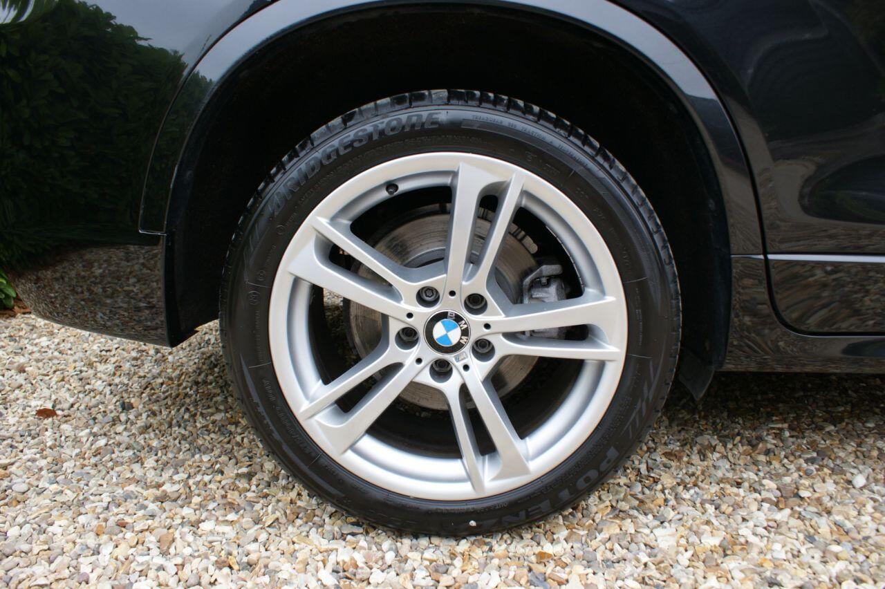 BMW X3 view 16