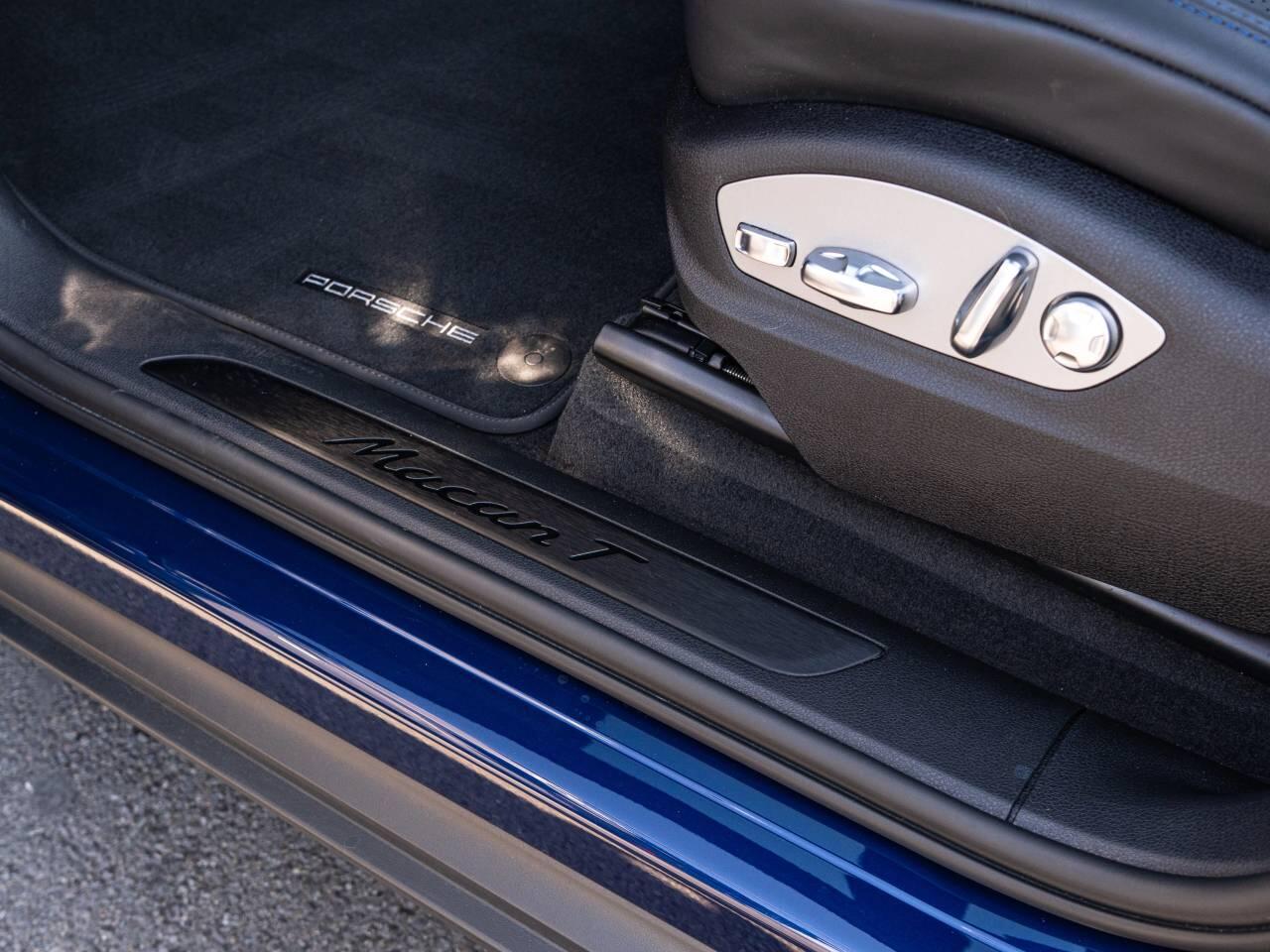 Porsche Macan view 39