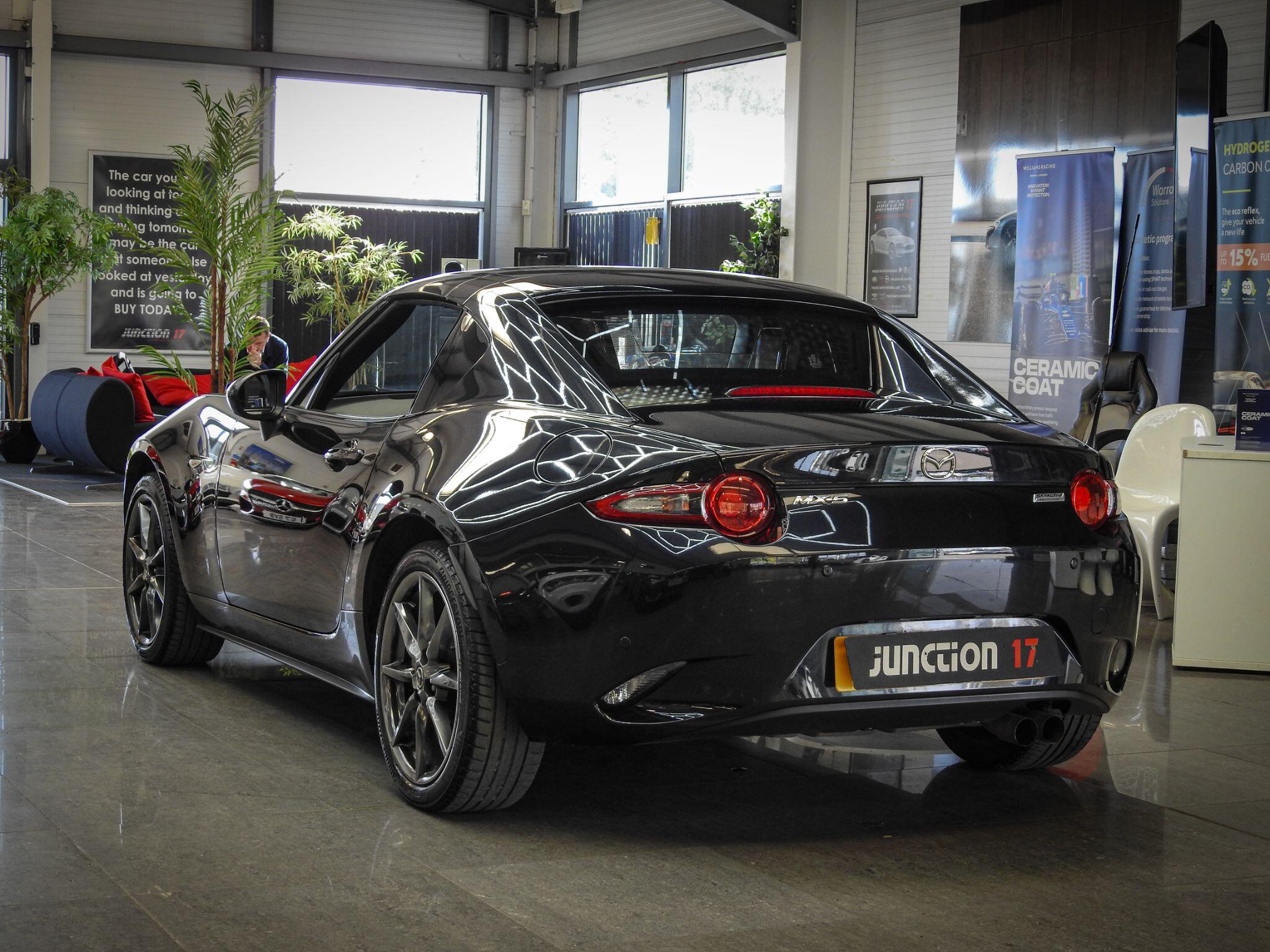 Mazda MX-5 view 11