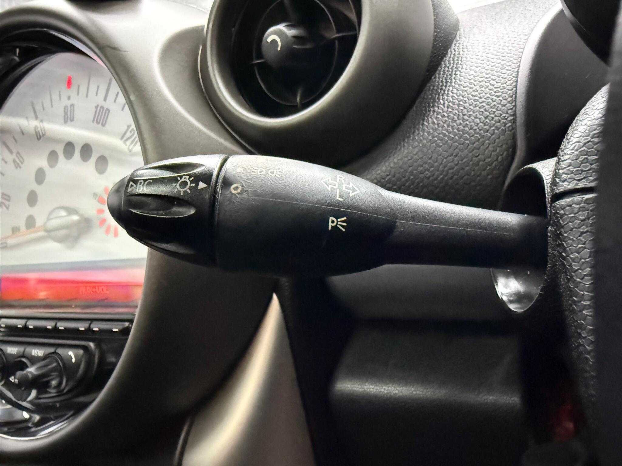 Mini Countryman view 9