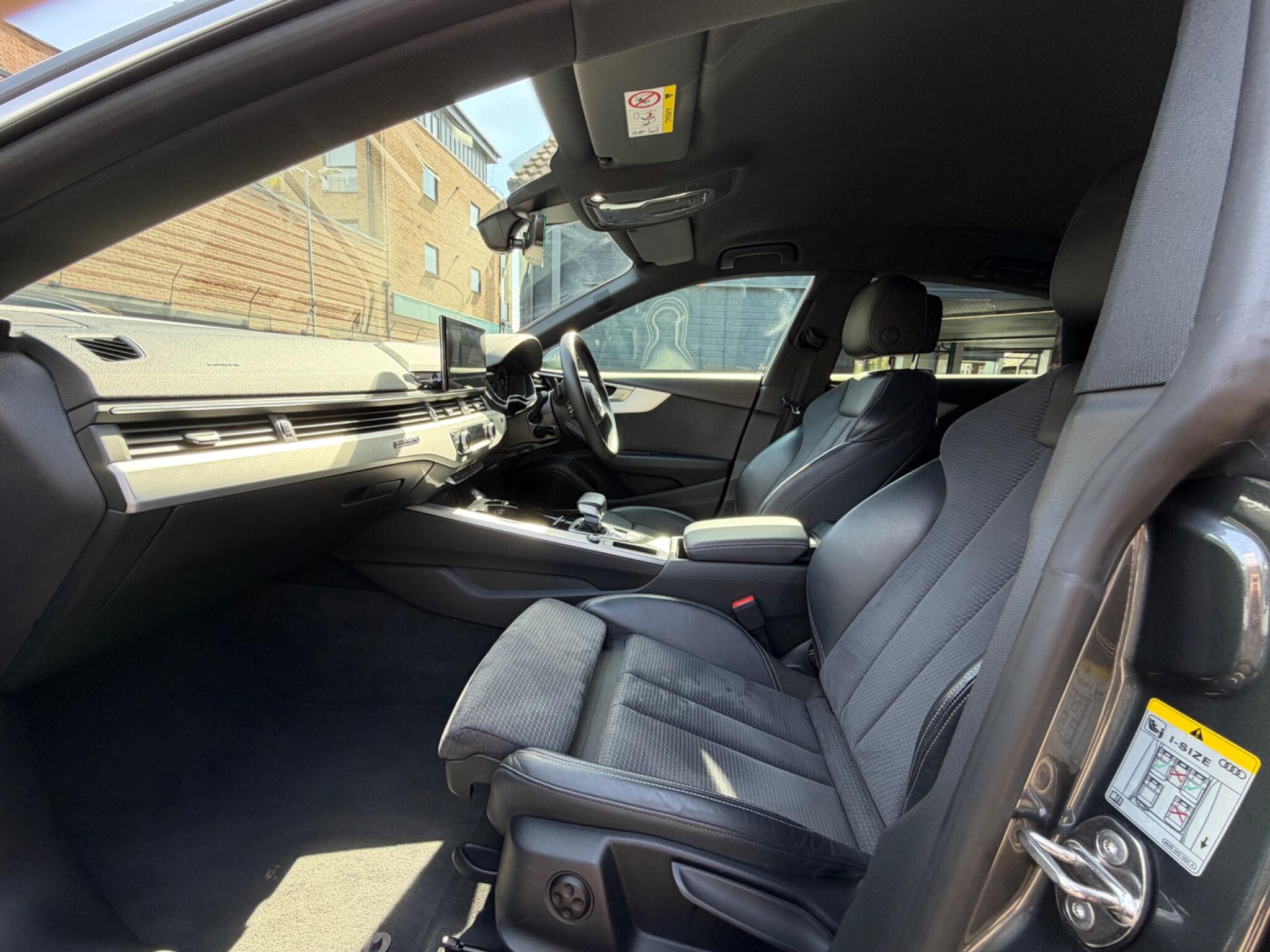 Audi A5 view 23
