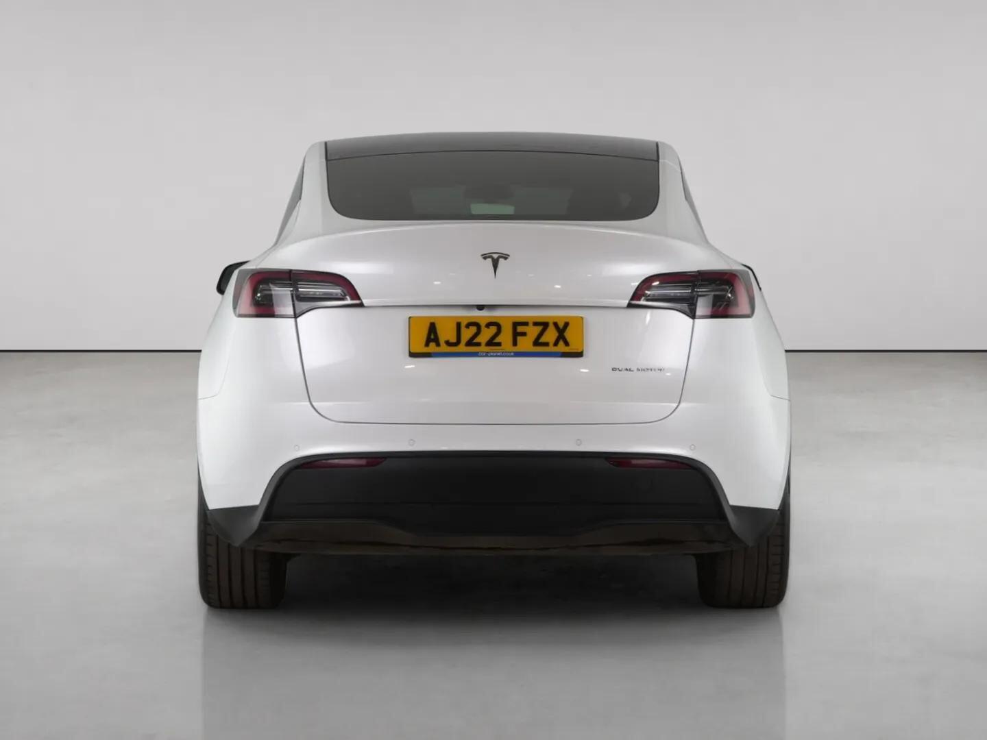 Tesla Model Y view 7
