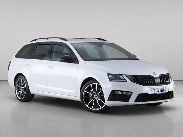White 2018 Skoda Octavia Estate Front-wheel drive Manual