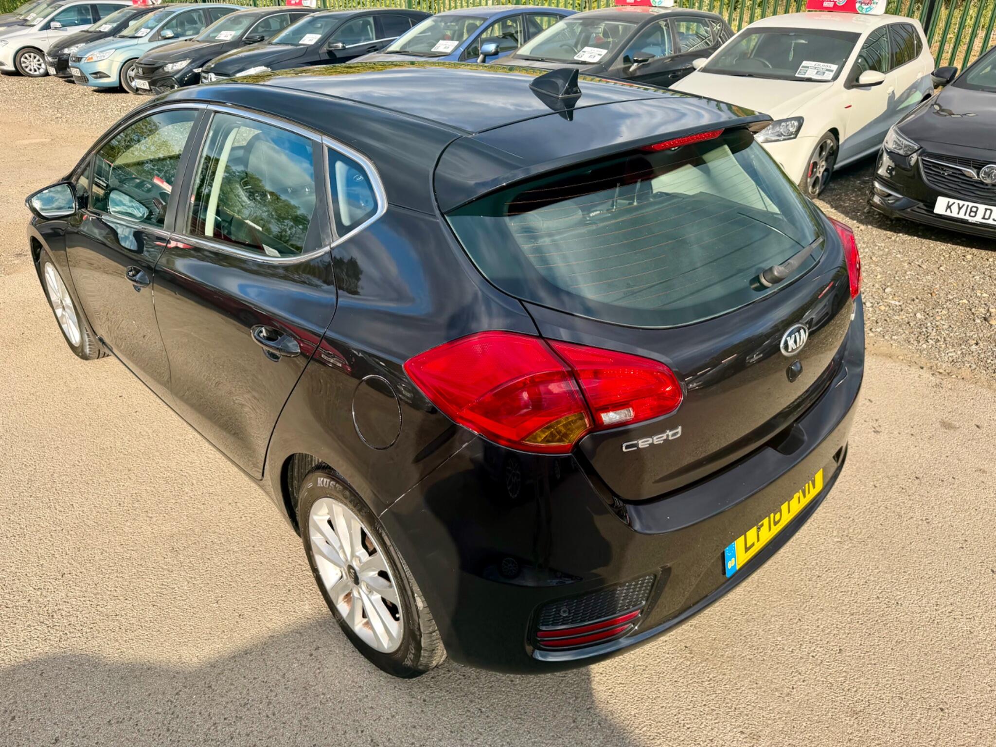 Kia Ceed view 12