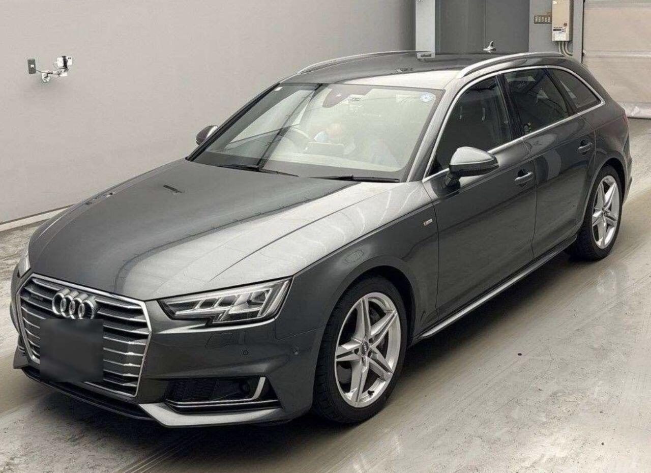 Audi A4 view 2