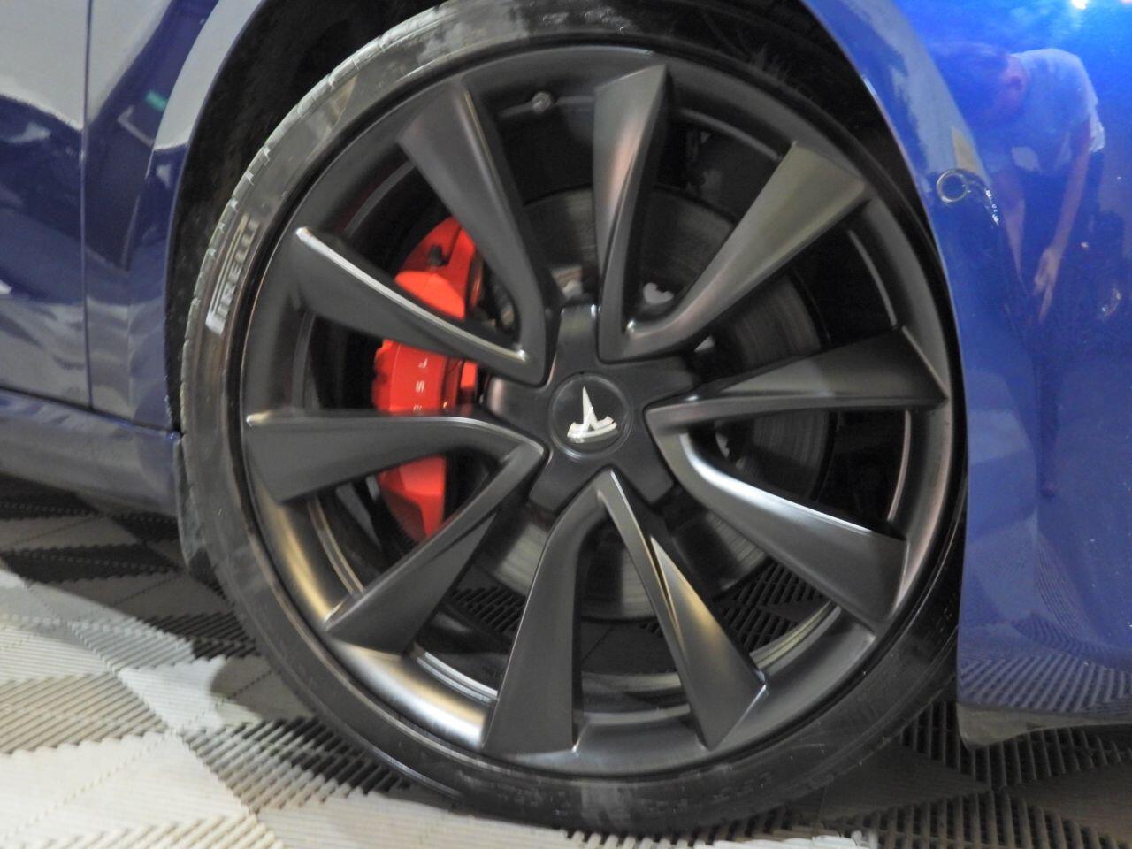 Tesla Model 3 view 31