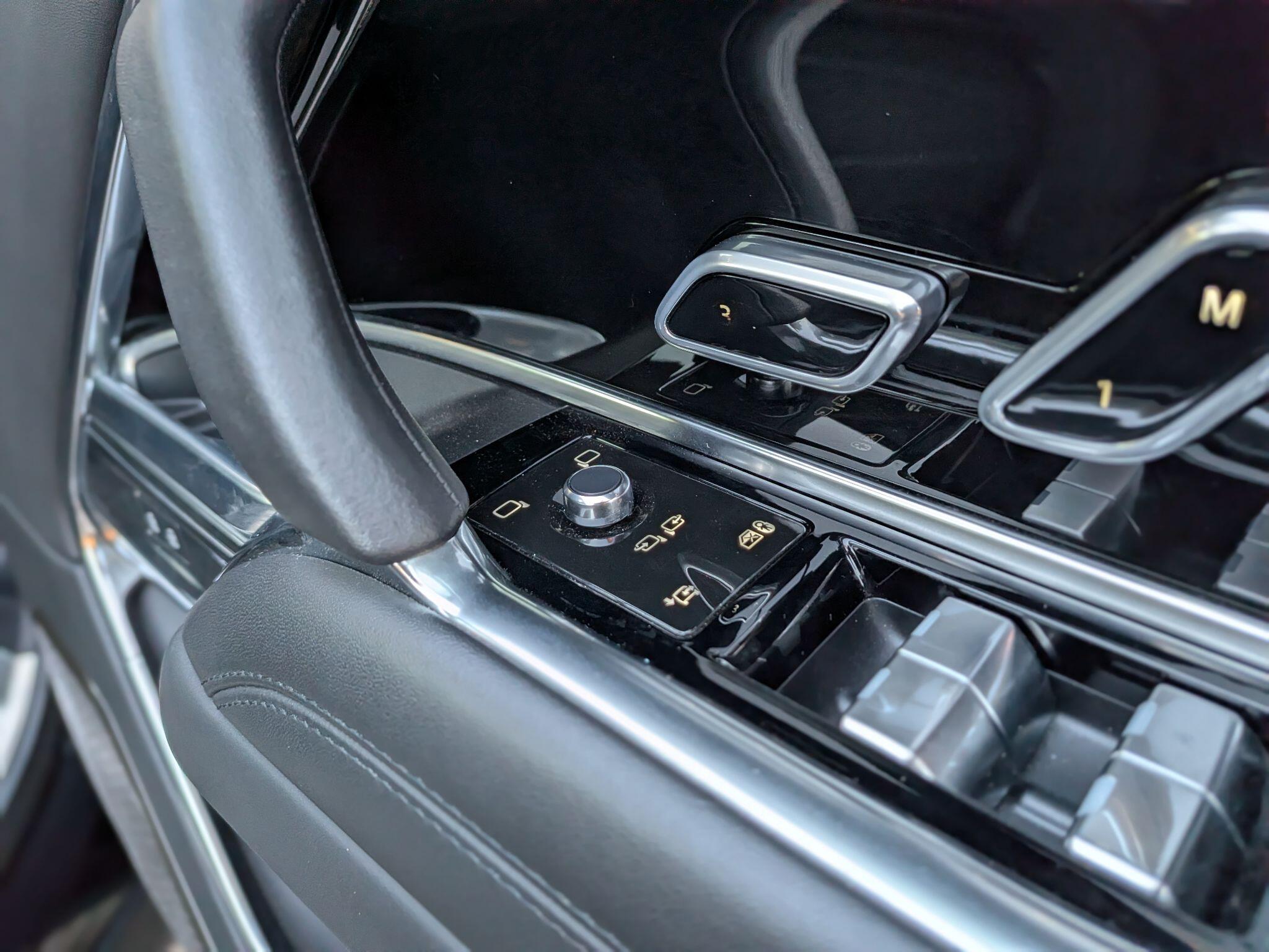 Land Rover Range Rover view 46
