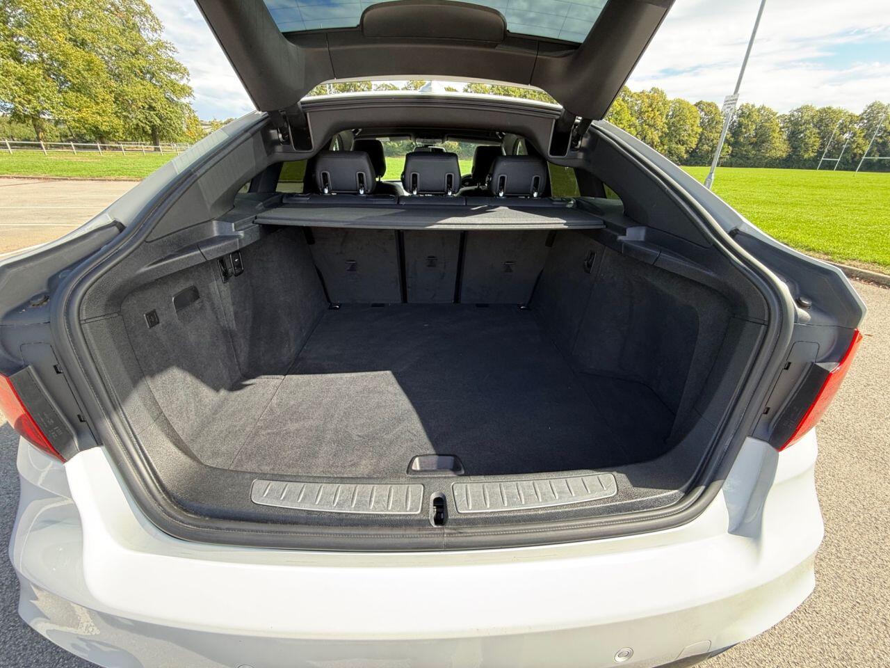 BMW 3 Series Gran Turismo view 30