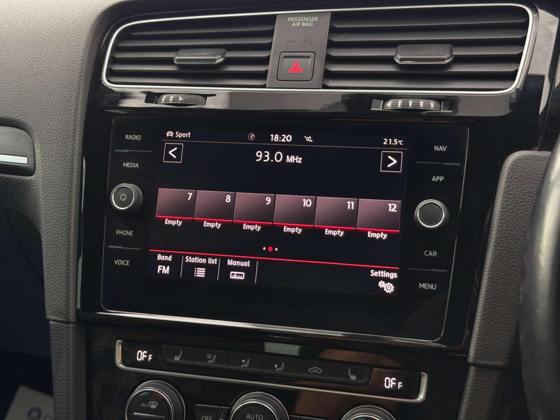 Volkswagen Golf view 61