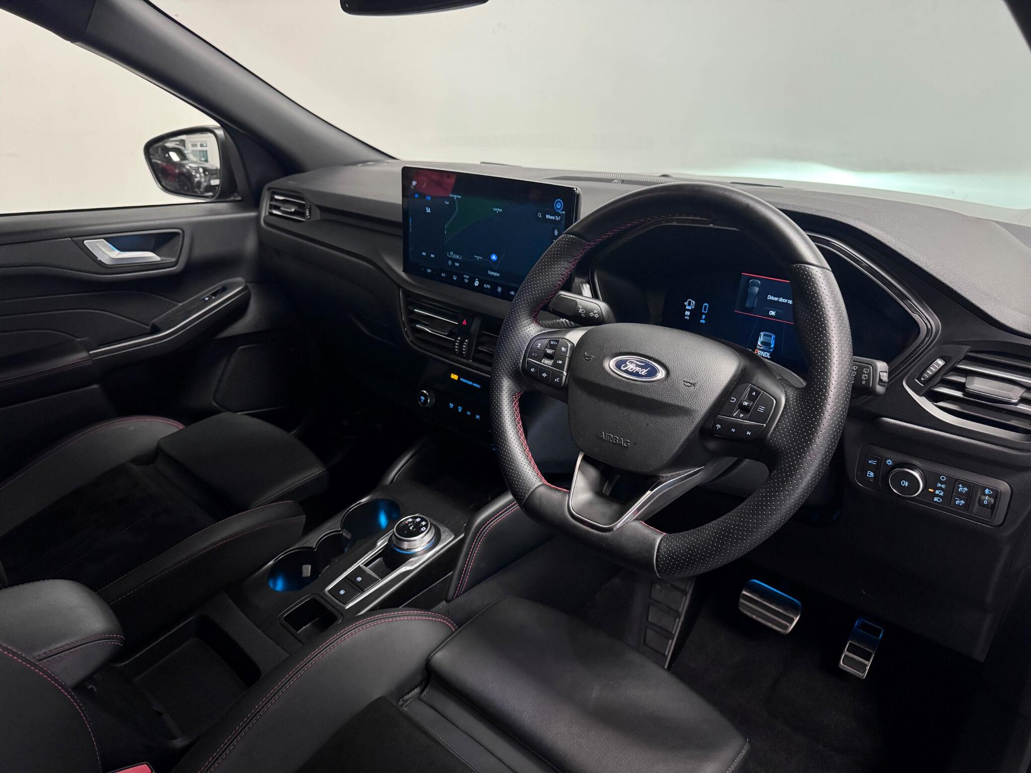 Ford Kuga view 32