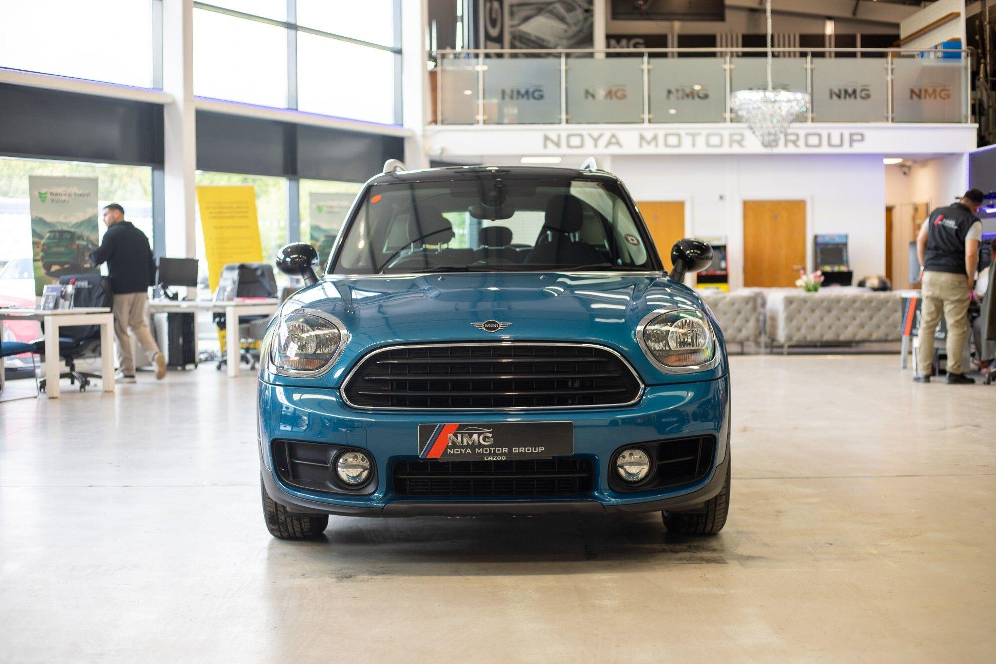 Mini Countryman view 9