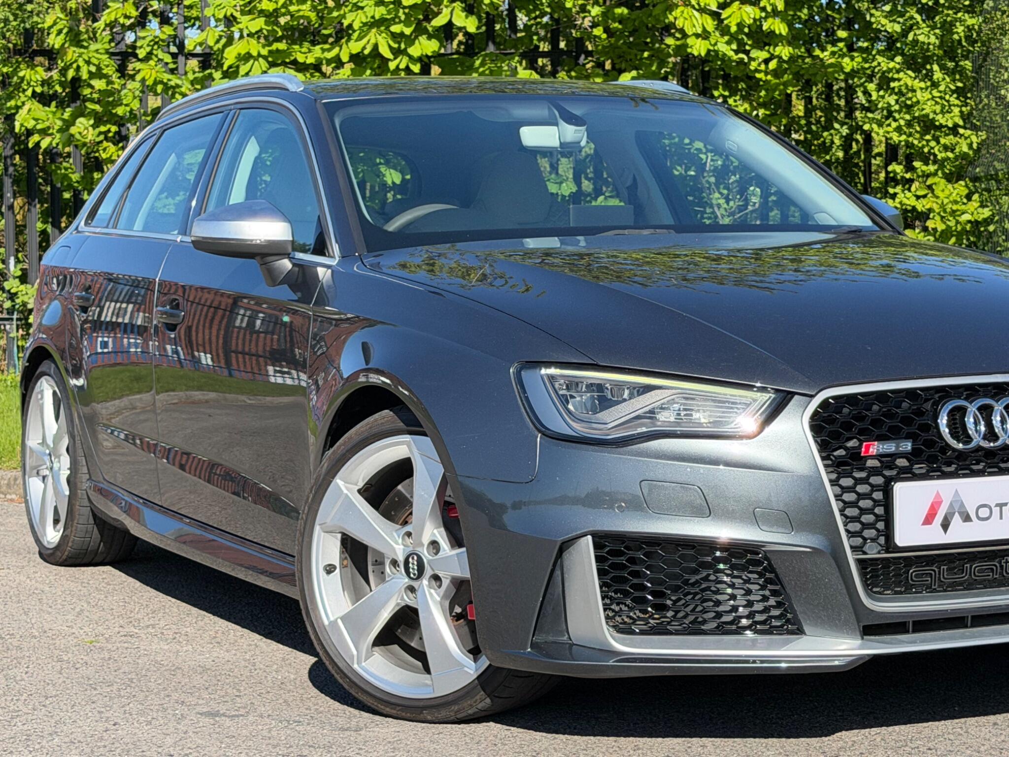 Audi RS3 view 5