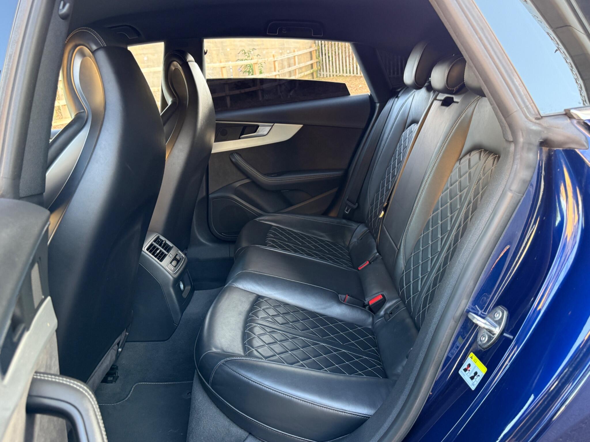 Audi S5 - Image 54