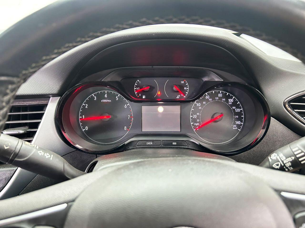 Vauxhall Crossland X view 21