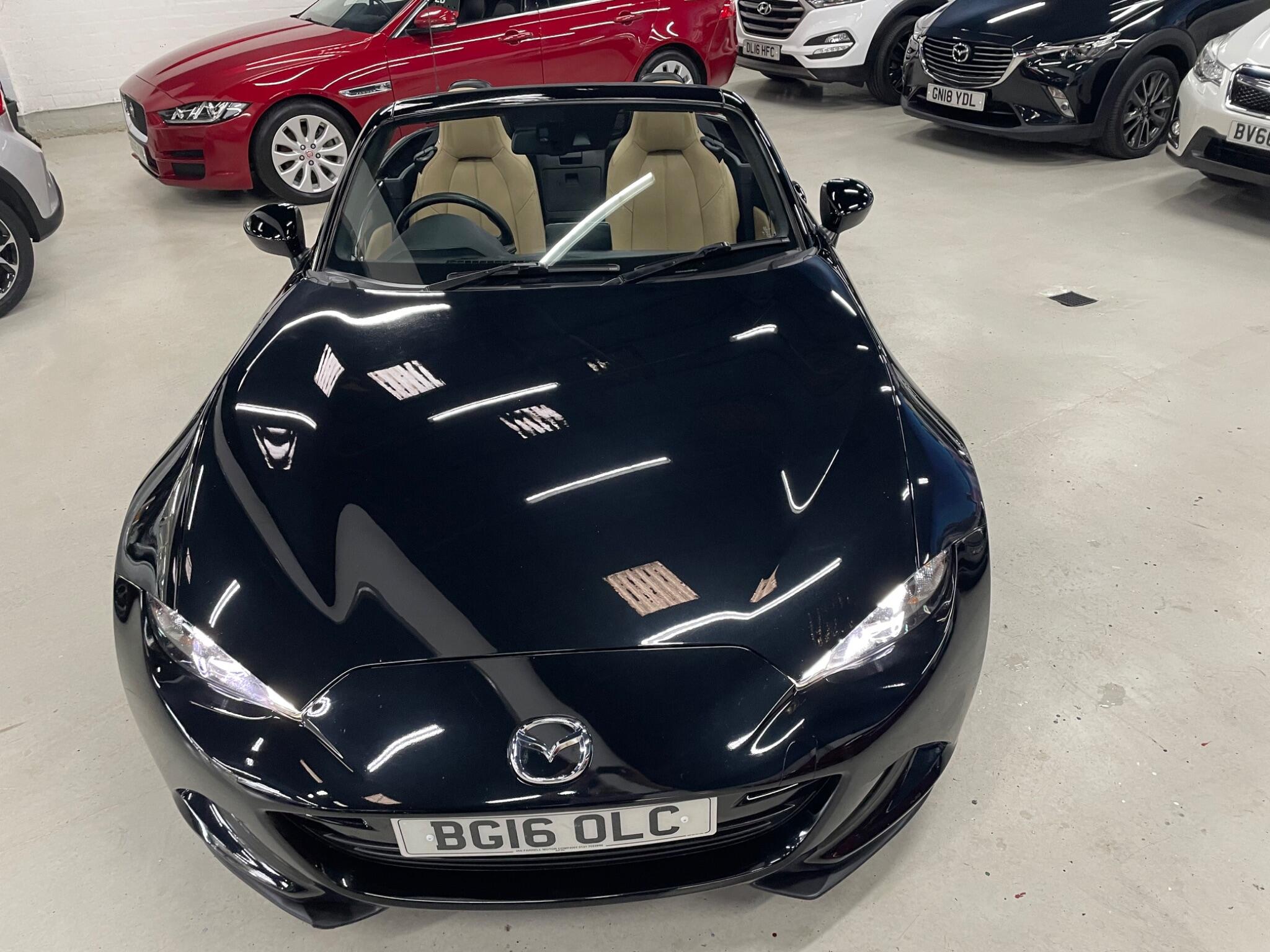 Mazda MX-5 view 7