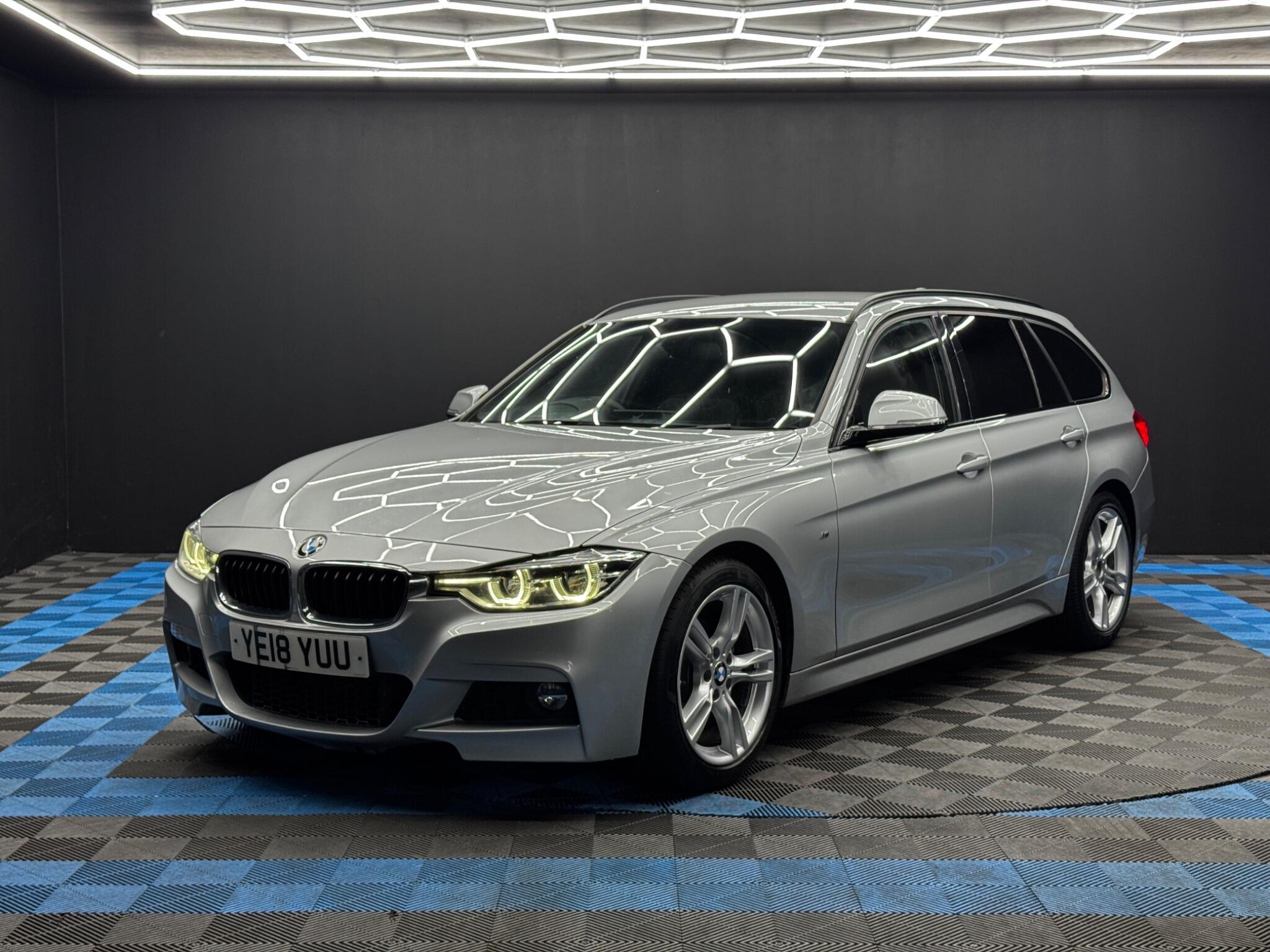 BMW 3 Series view 3