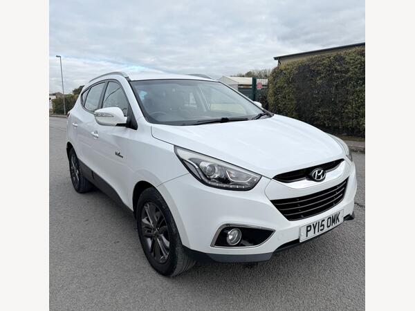 White 2015 Hyundai ix35 SUV/Crossover Front-wheel drive Manual