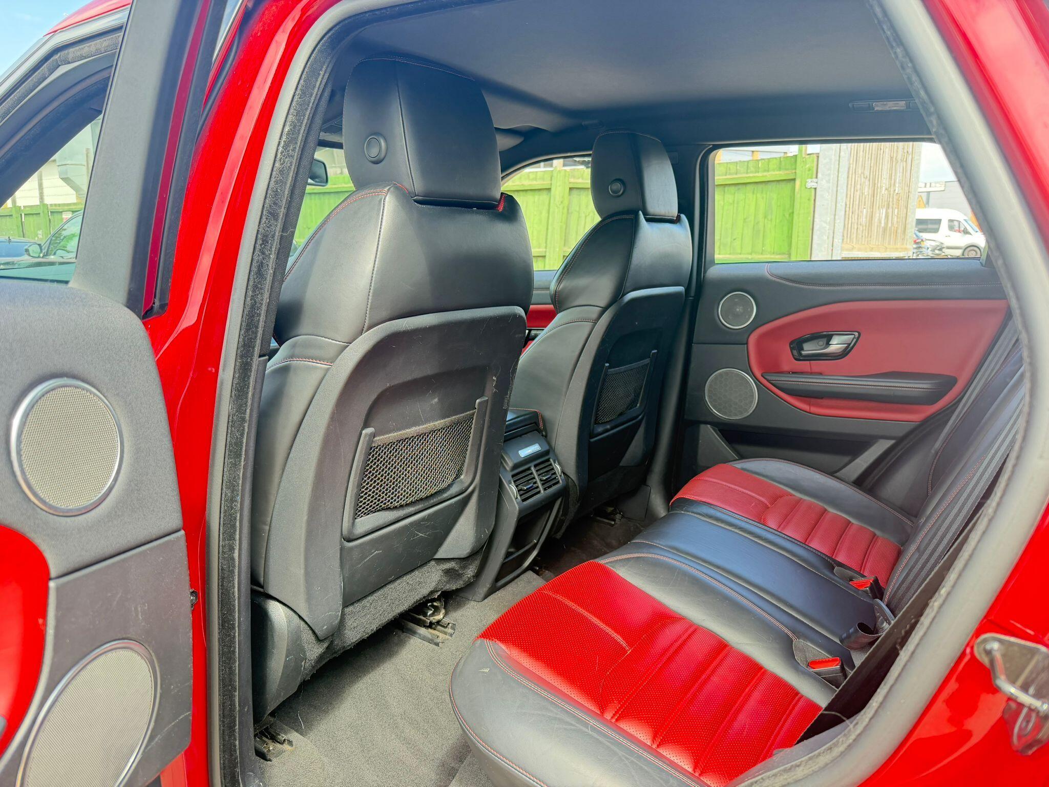 Land Rover Range Rover Evoque view 16