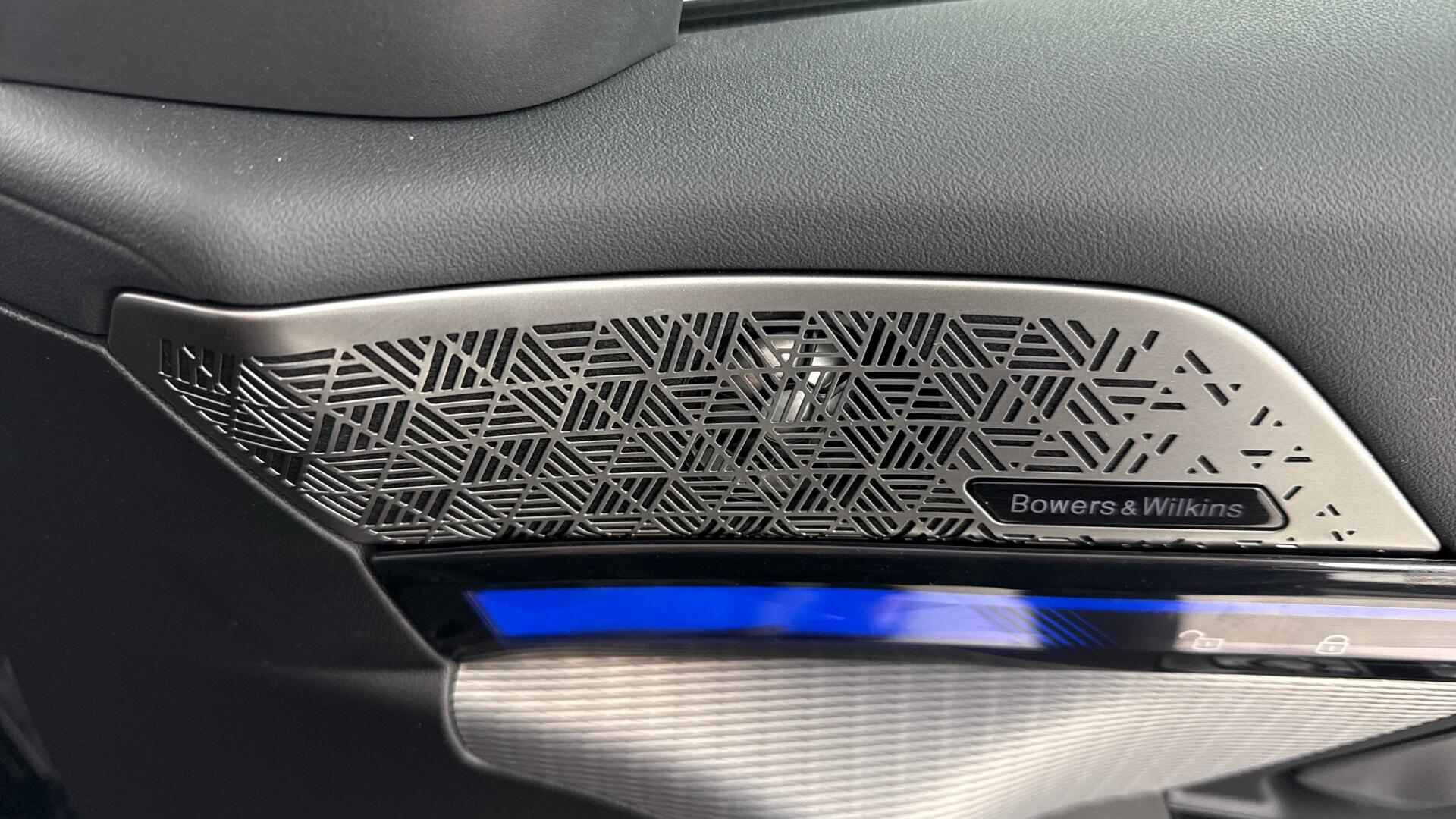 BMW M5 view 21