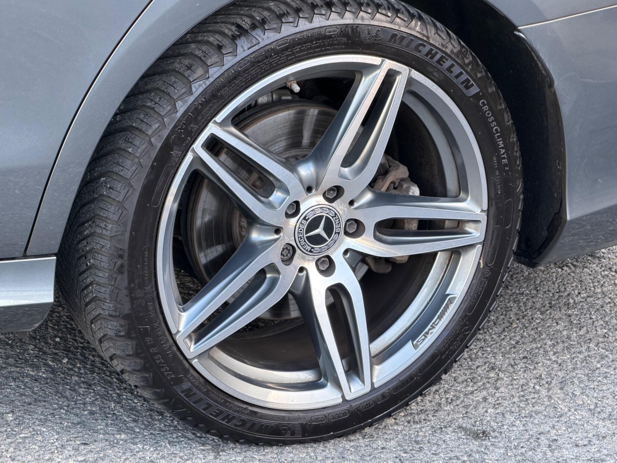 Mercedes-Benz E-Class view 56