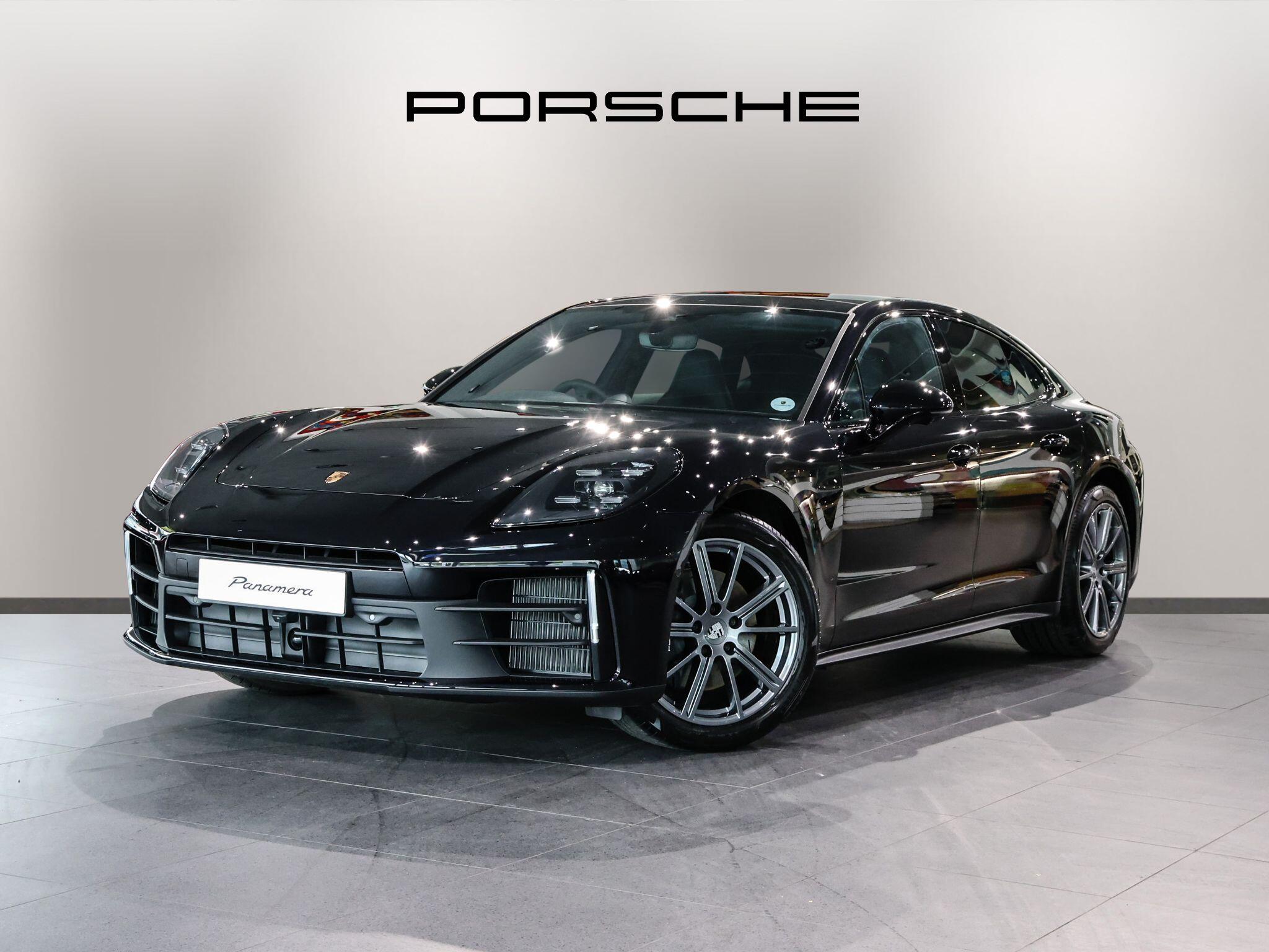 Porsche Panamera view 32
