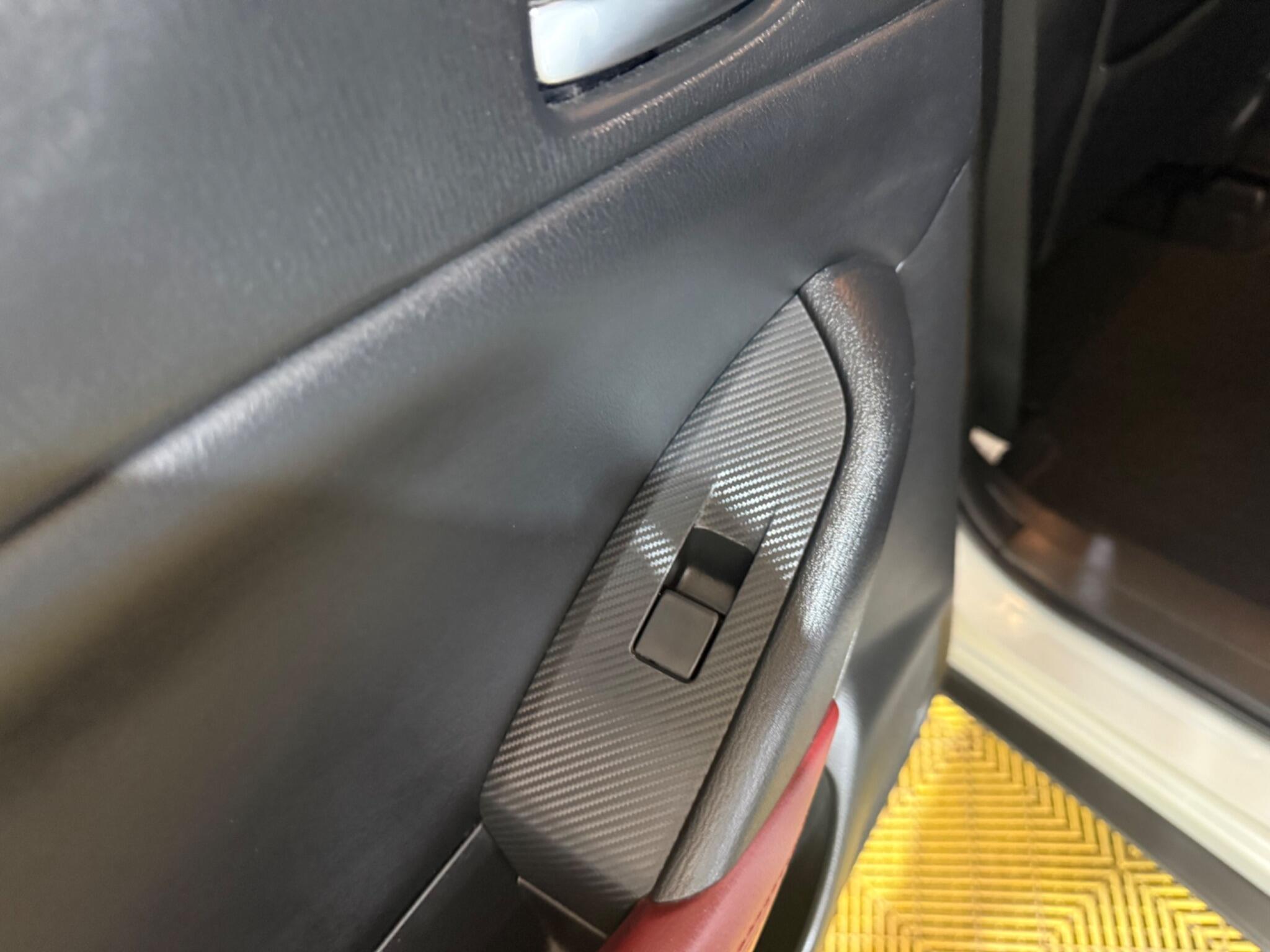 Mazda Skyactiv-G view 70
