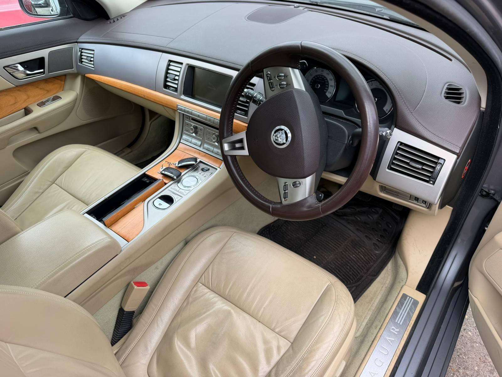 Jaguar XF view 2