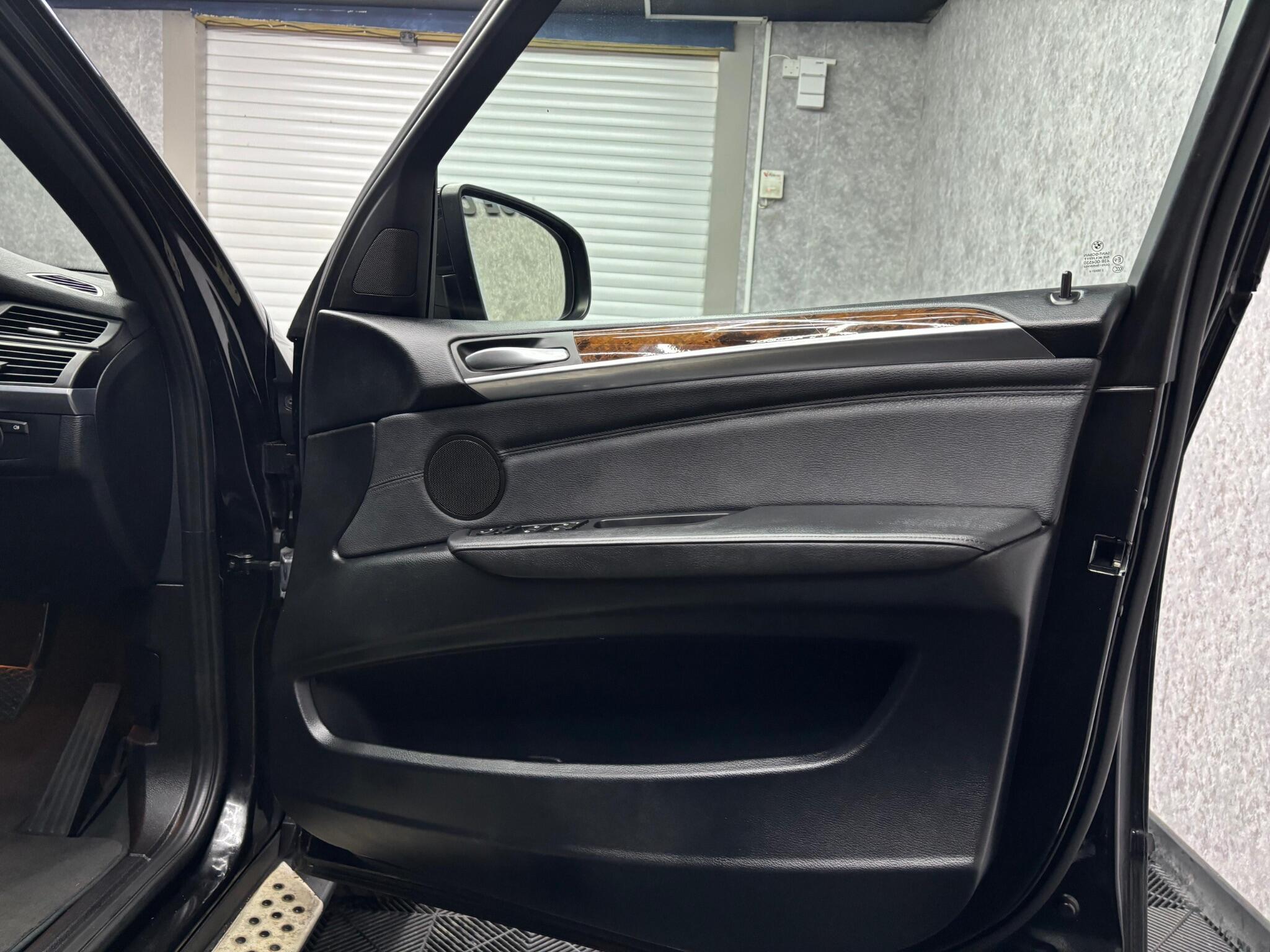 BMW X5 X5 view 12