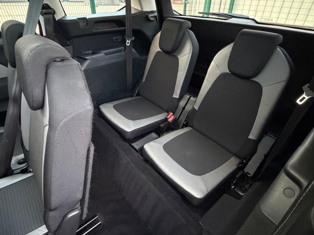 Citroen Grand C4 Spacetourer view 14