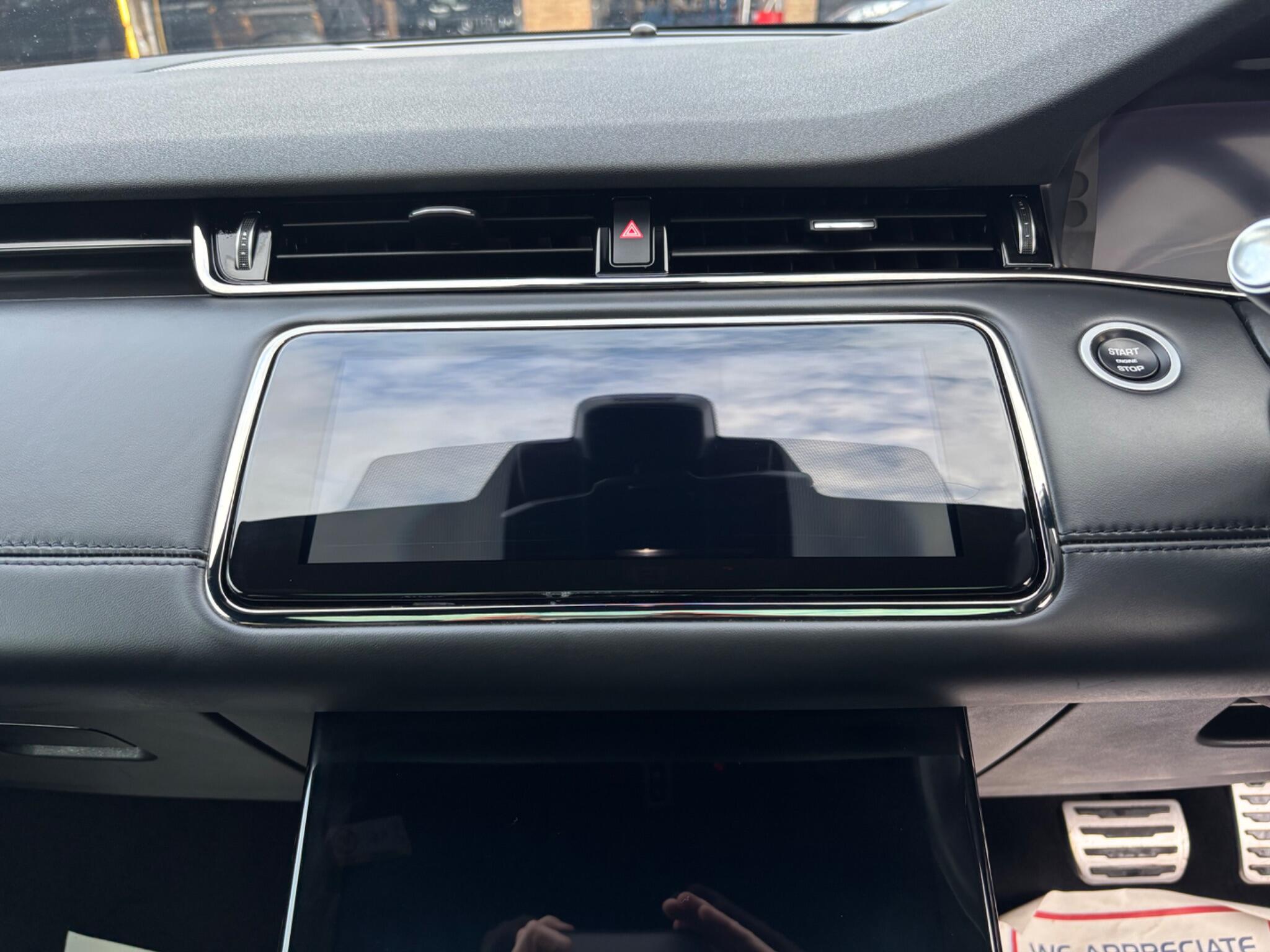 Land Rover Range Rover Evoque view 32