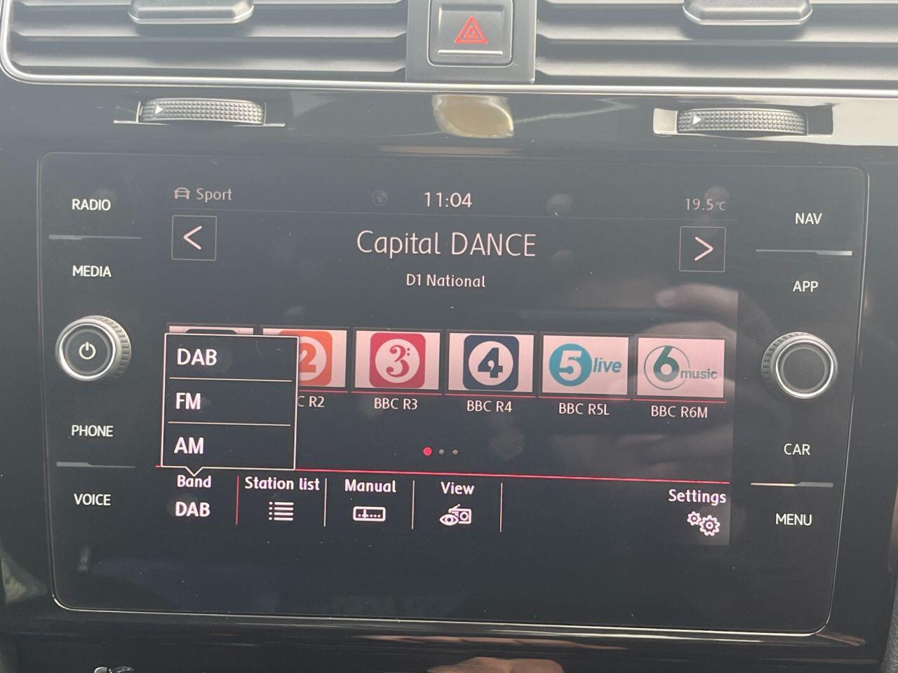 Volkswagen Golf view 22