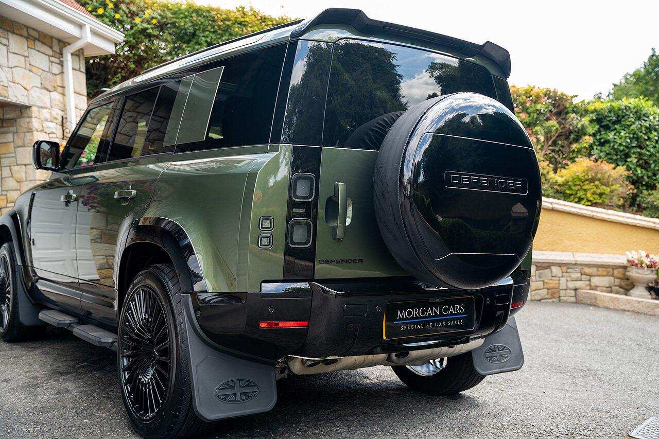 Land Rover Defender view 12