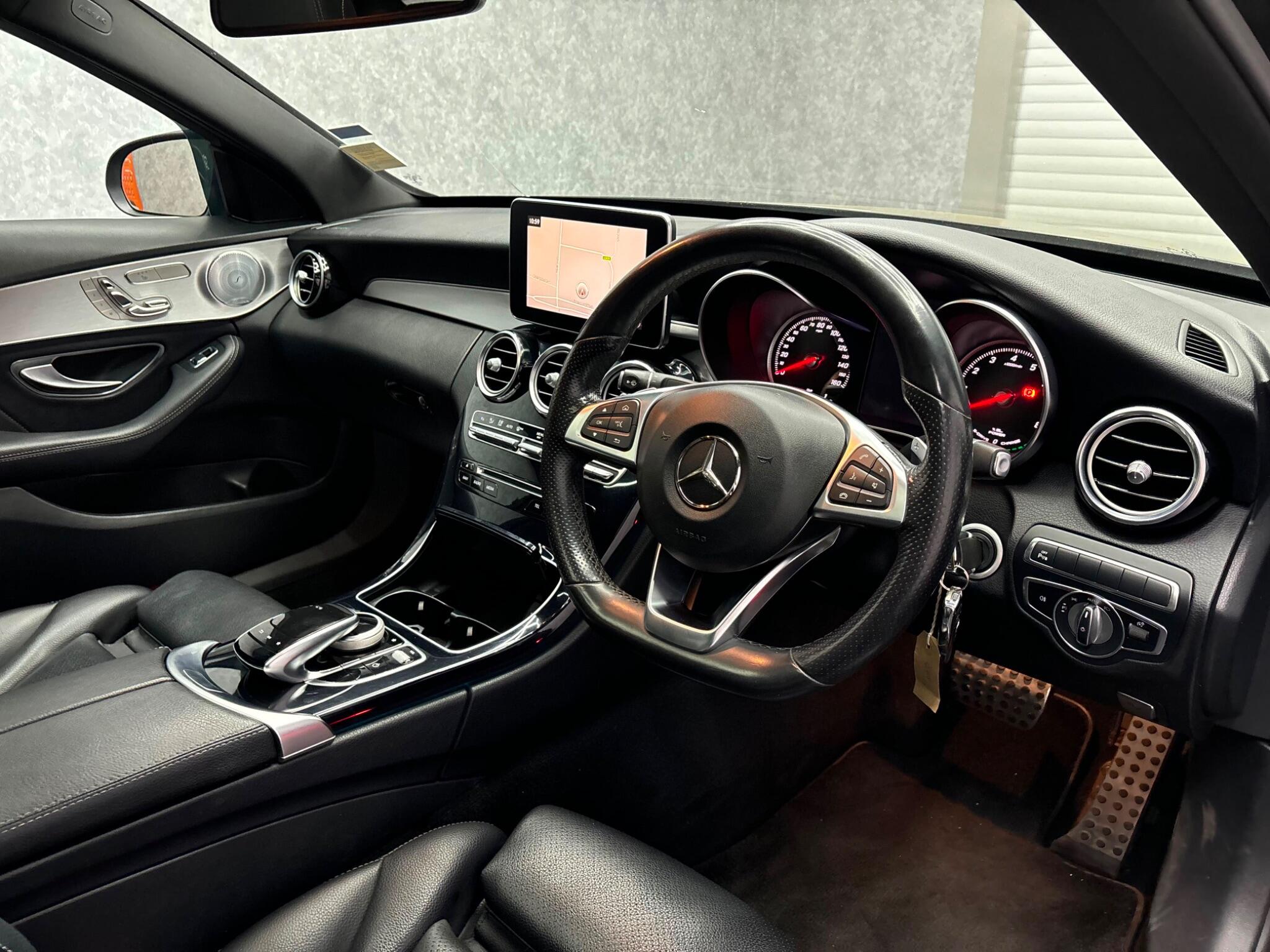 Mercedes-Benz C Class view 6