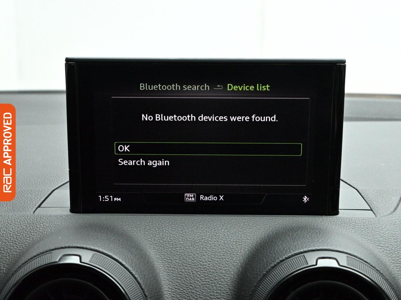 Audi Q2 view 15