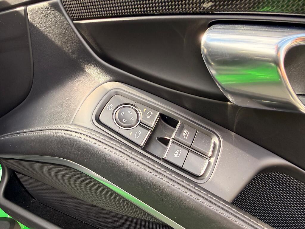 Porsche Cayman view 42