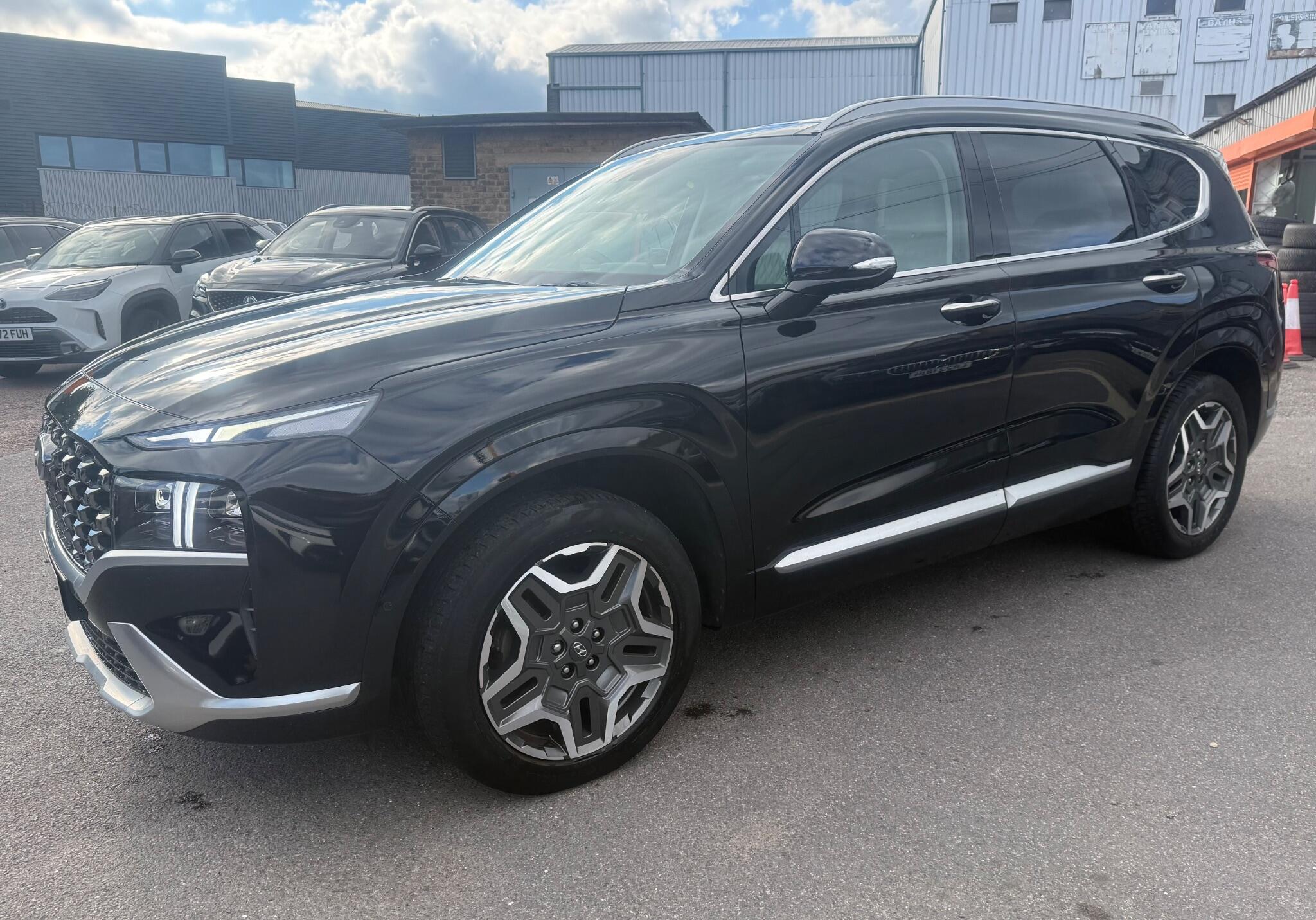 Hyundai Santa Fe view 4