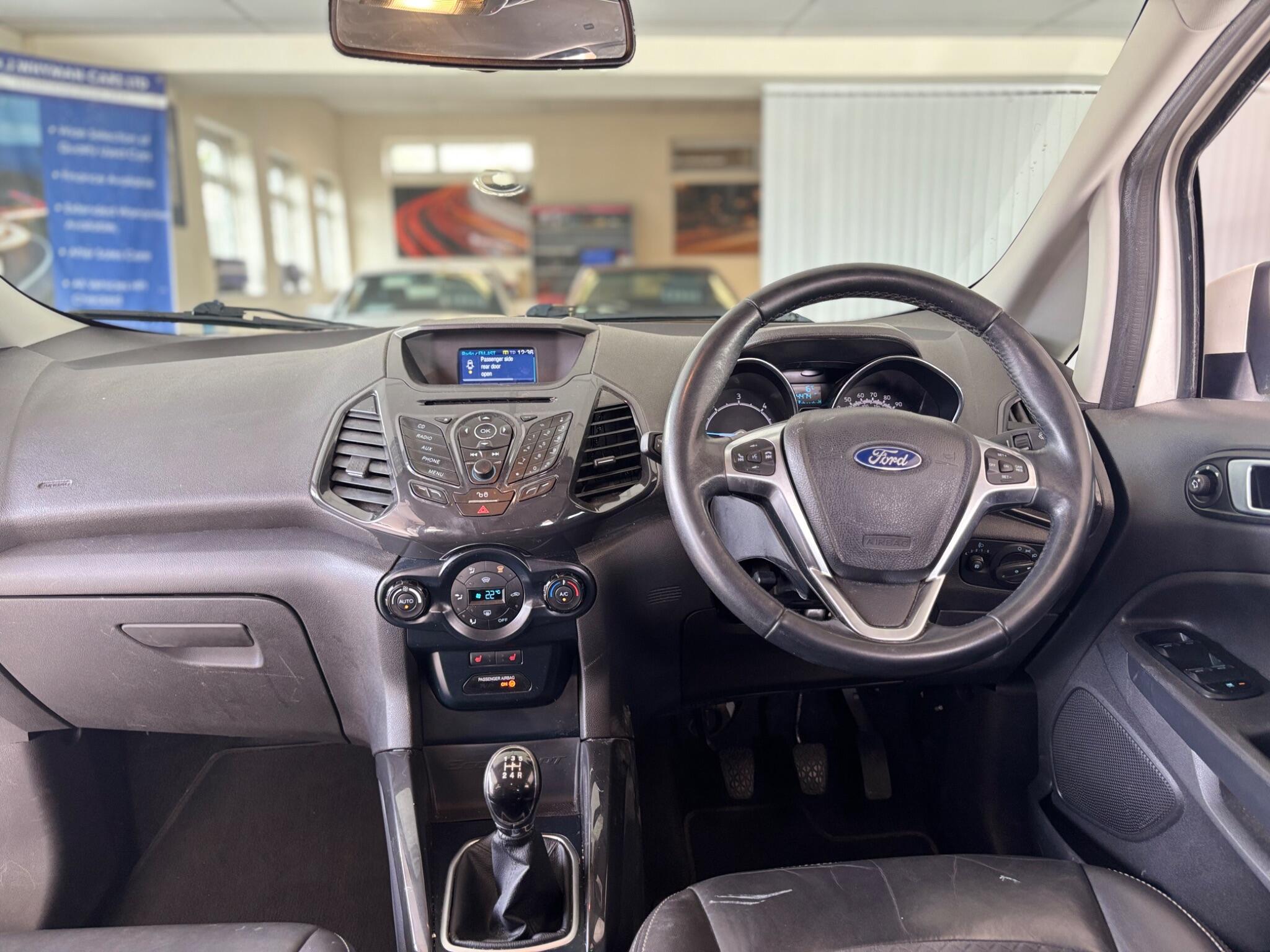 Ford Ecosport view 10