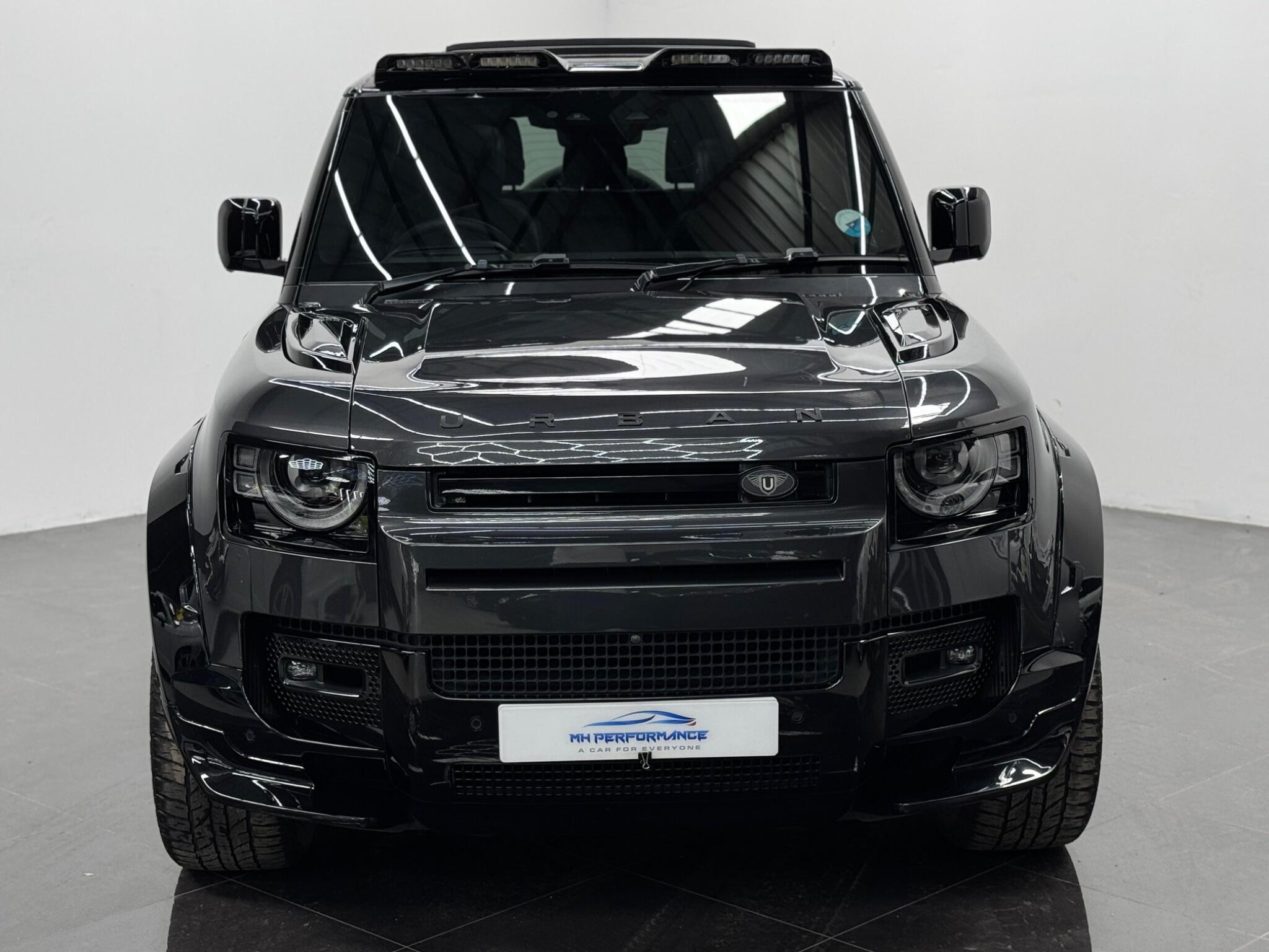 Land Rover Defender view 66