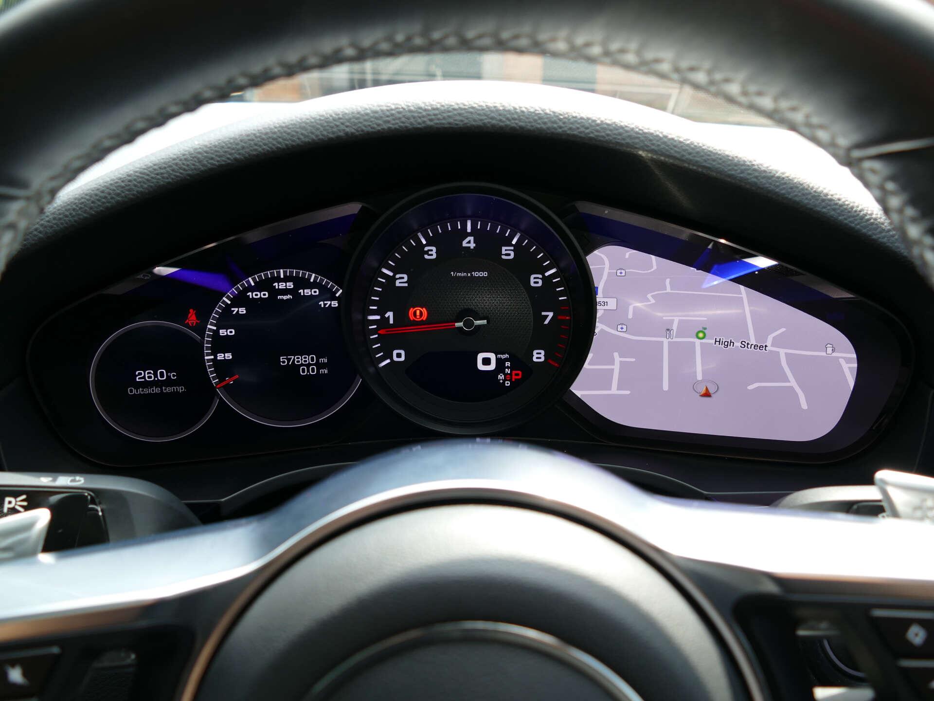 Porsche Cayenne view 43