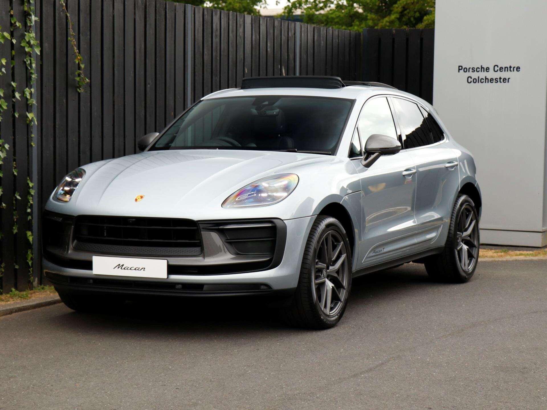 Porsche Macan view 39