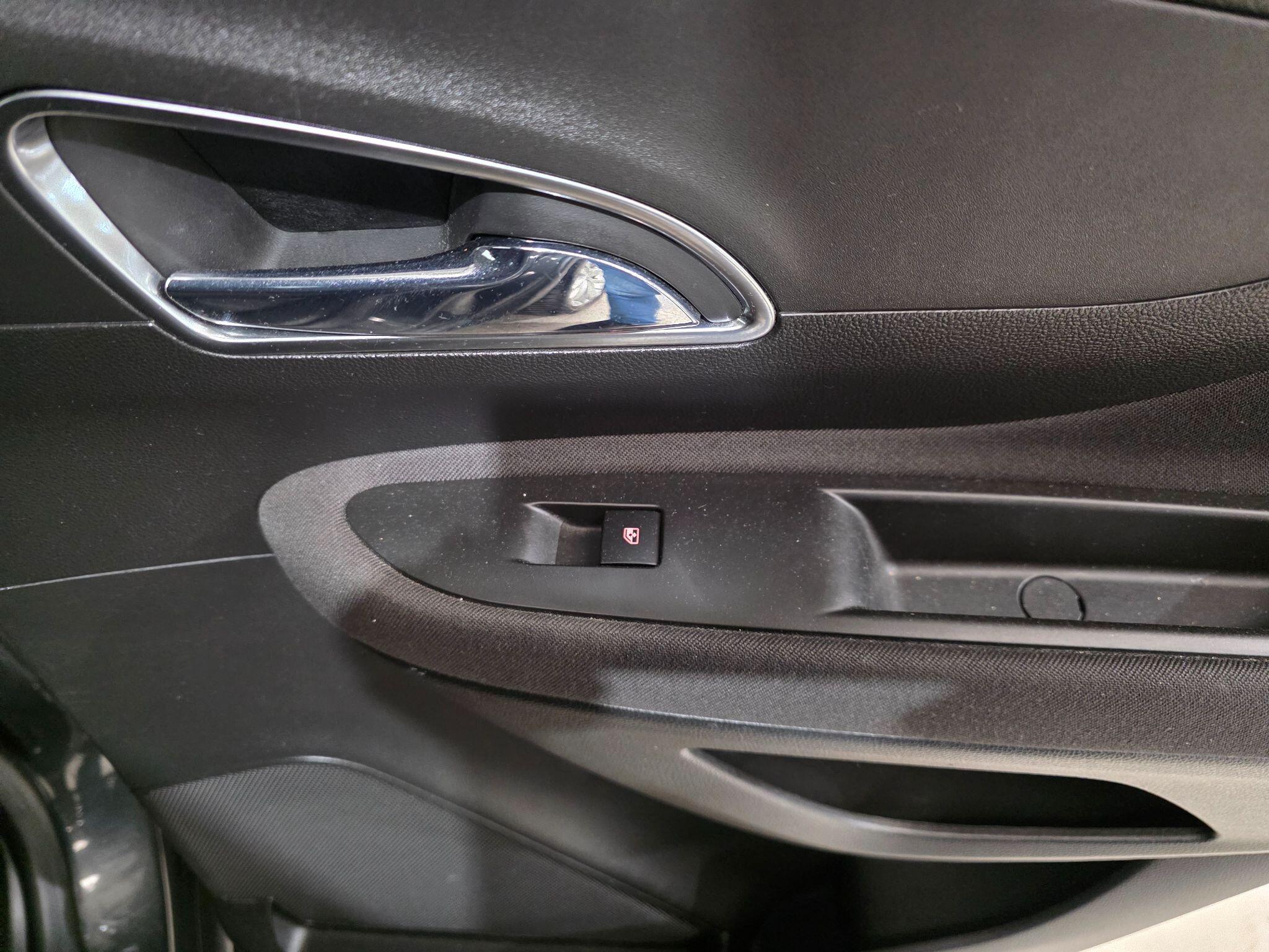 Vauxhall Mokka view 20