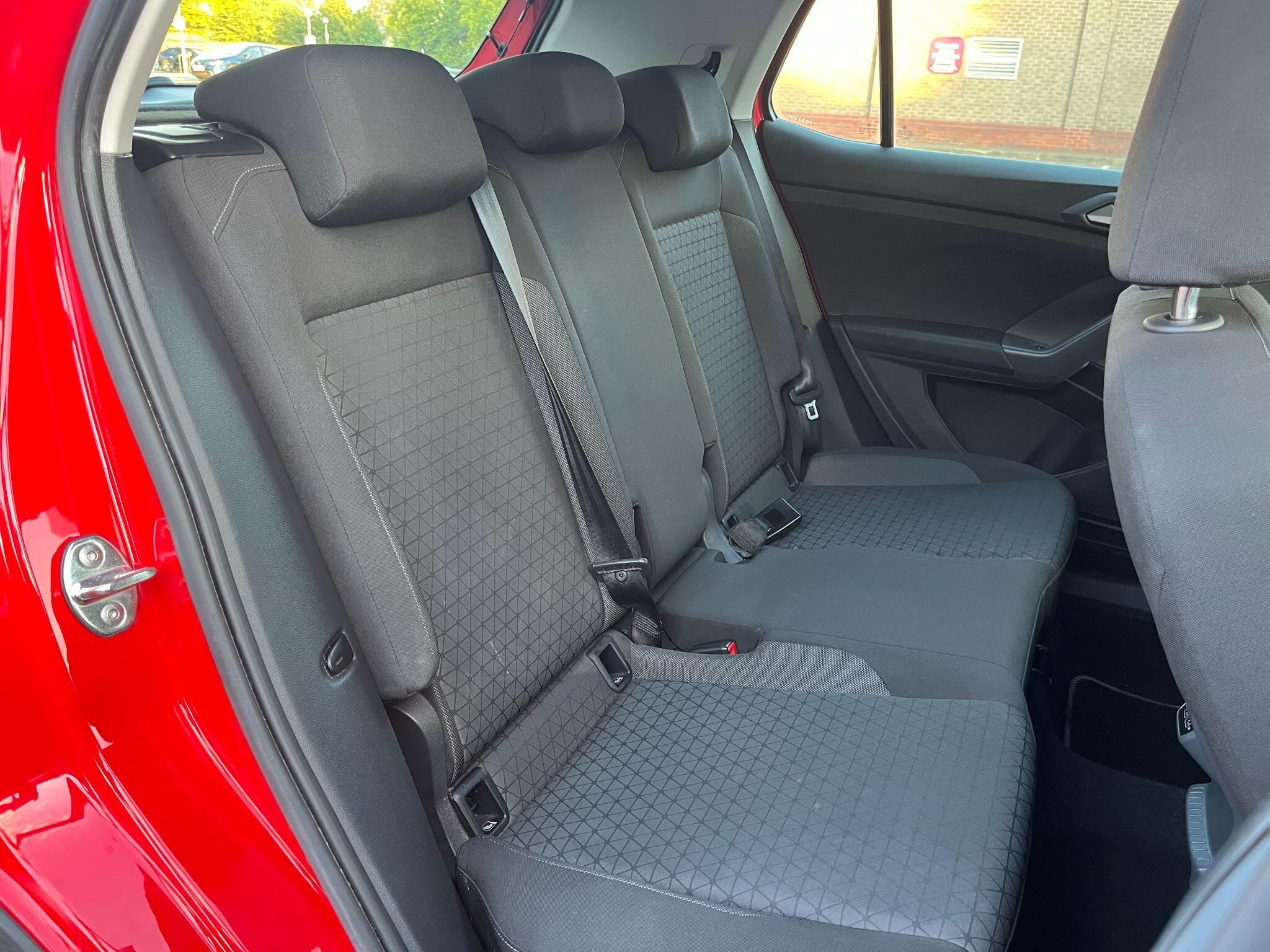 Volkswagen T-Cross view 16