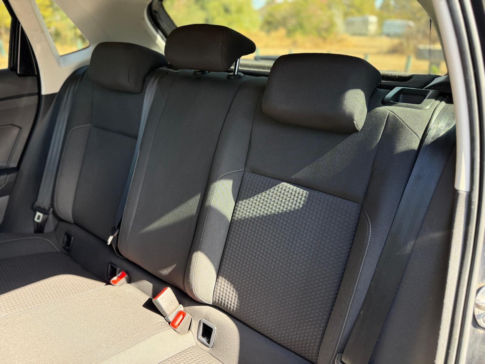 Volkswagen Polo view 37