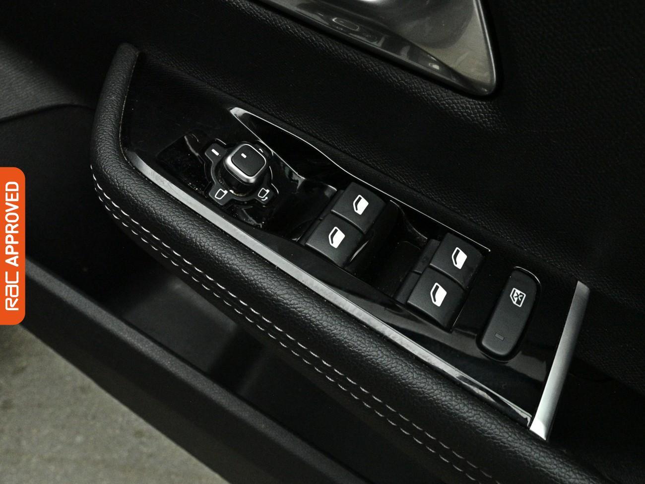 Vauxhall Astra view 23